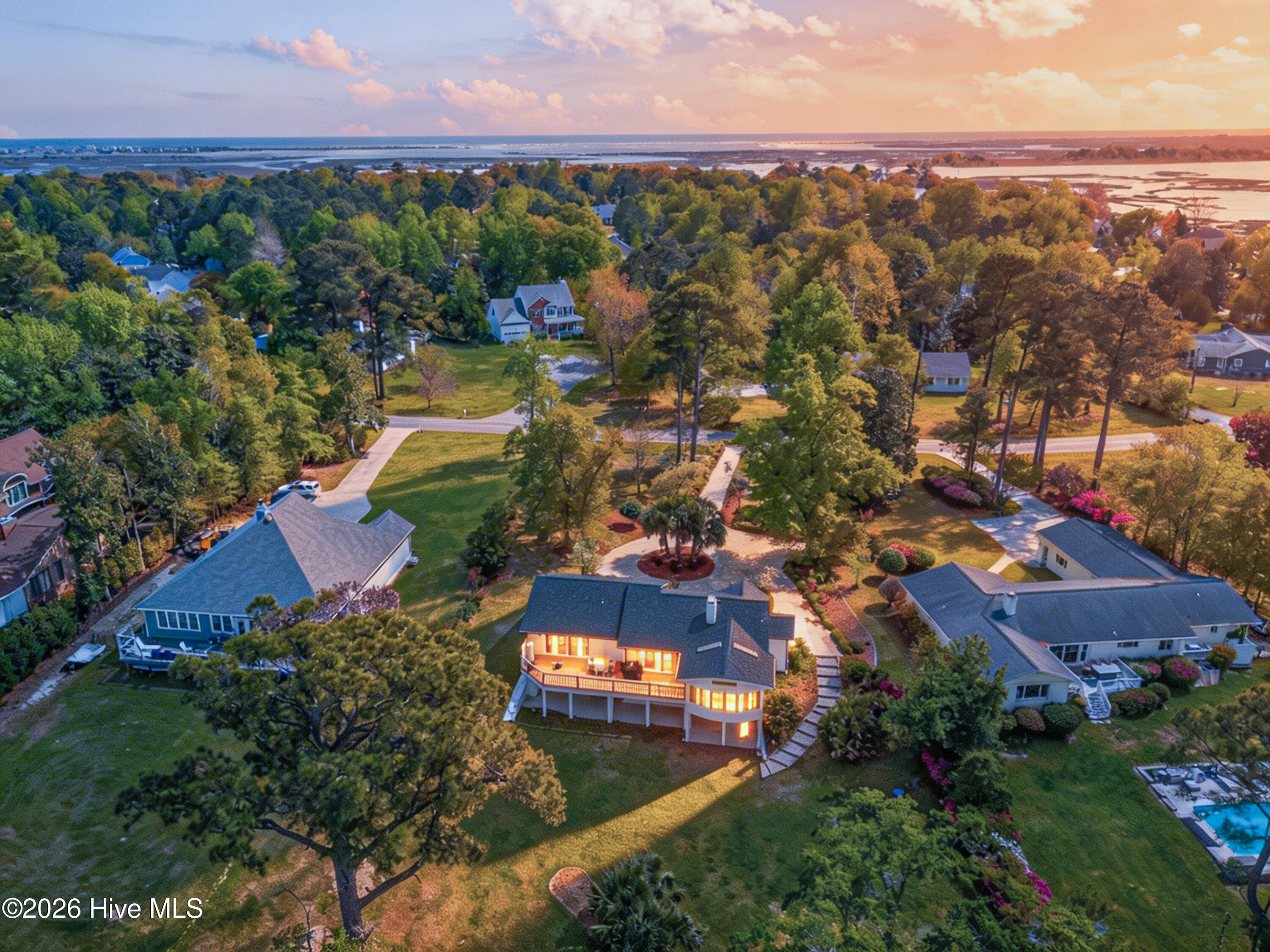 100556349 | Photo 52