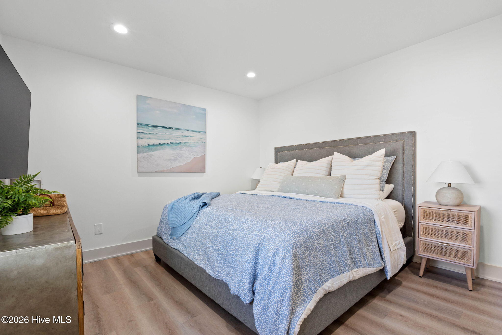 100565975 | Photo 20