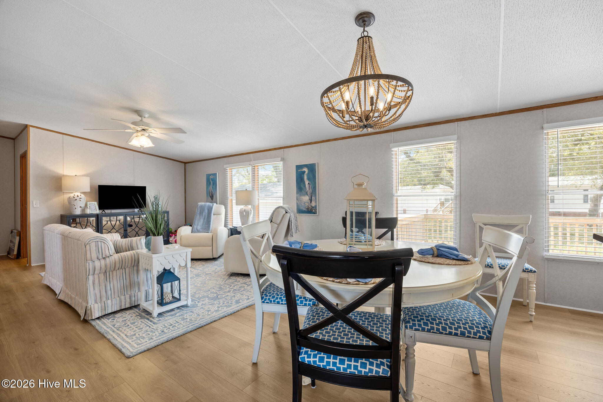 100566757 | Photo 22