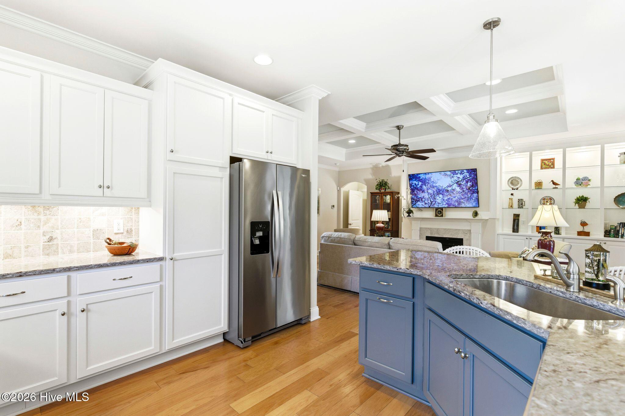 100564564 | Photo 11