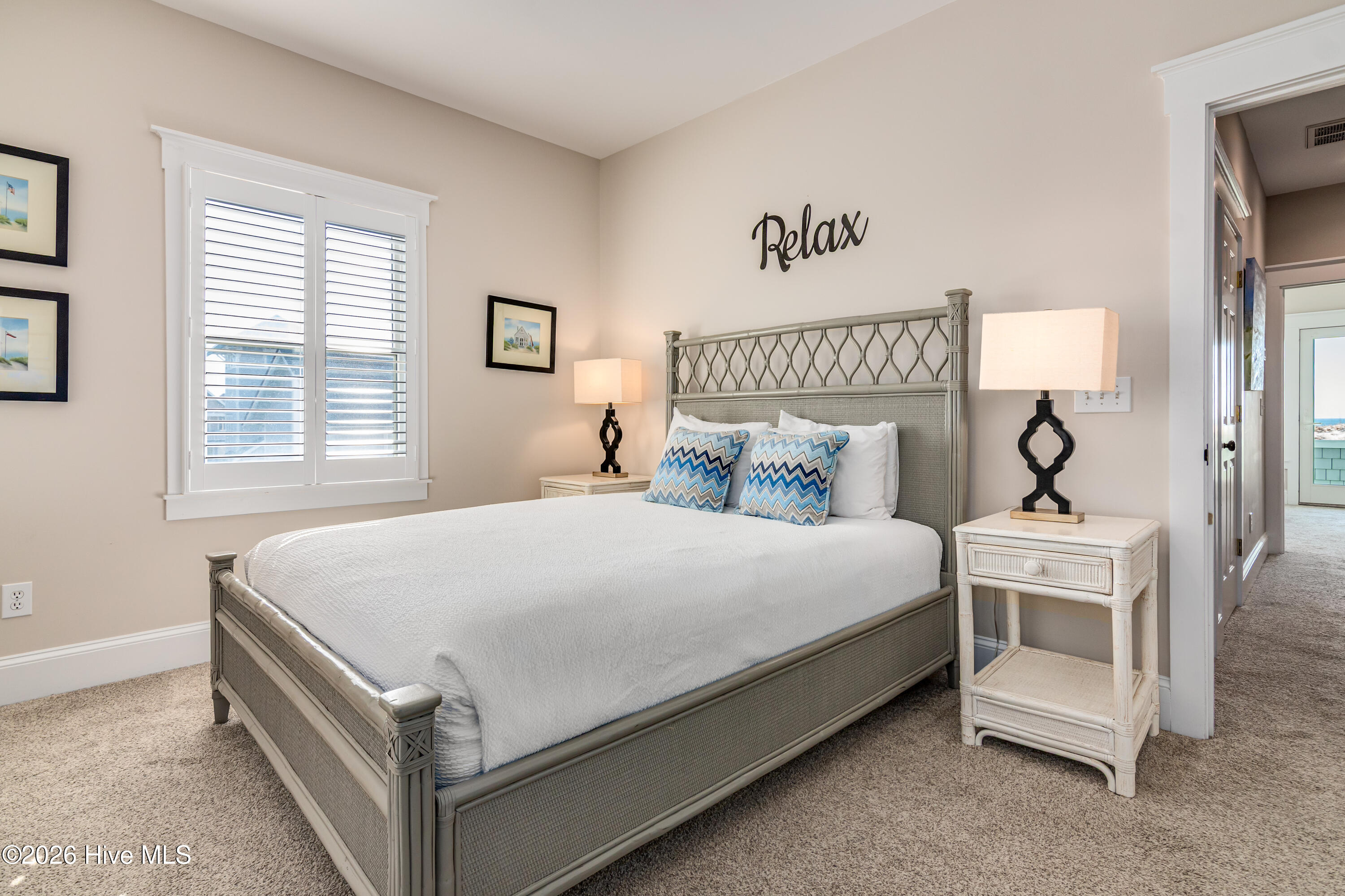 100553208 | Photo 31