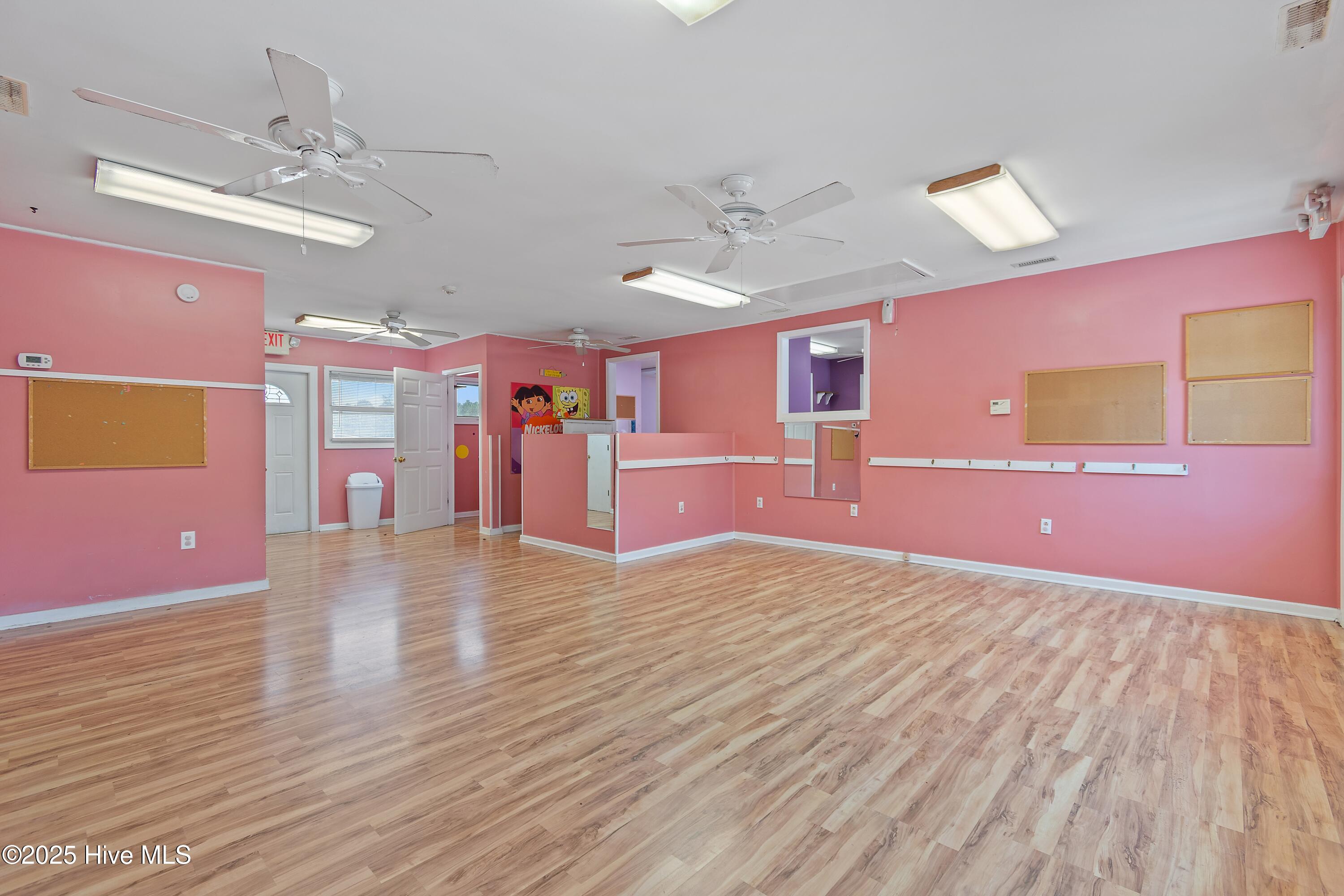 948SabbathHomeRdSW - 3