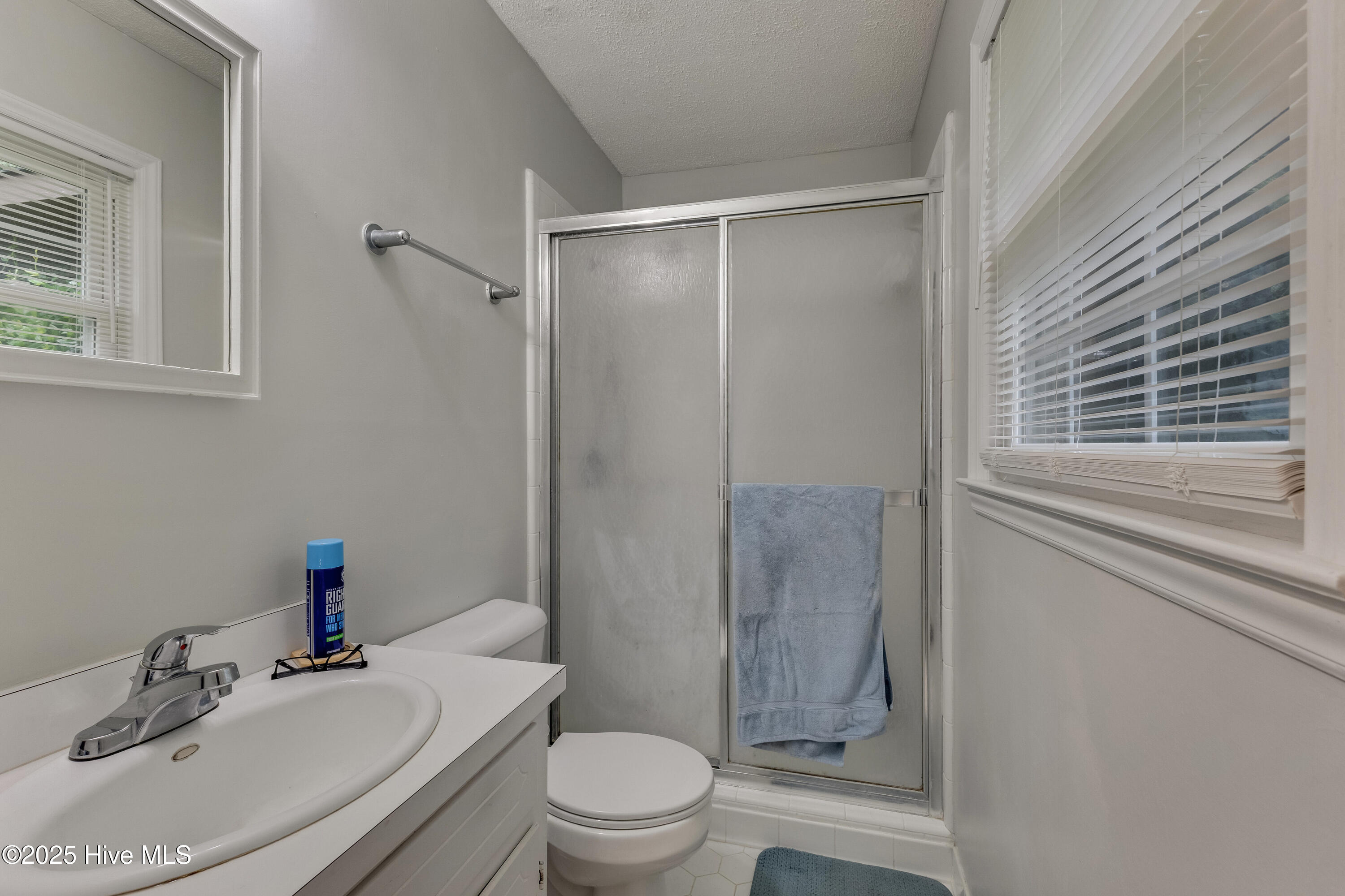 100537162 | Photo 18