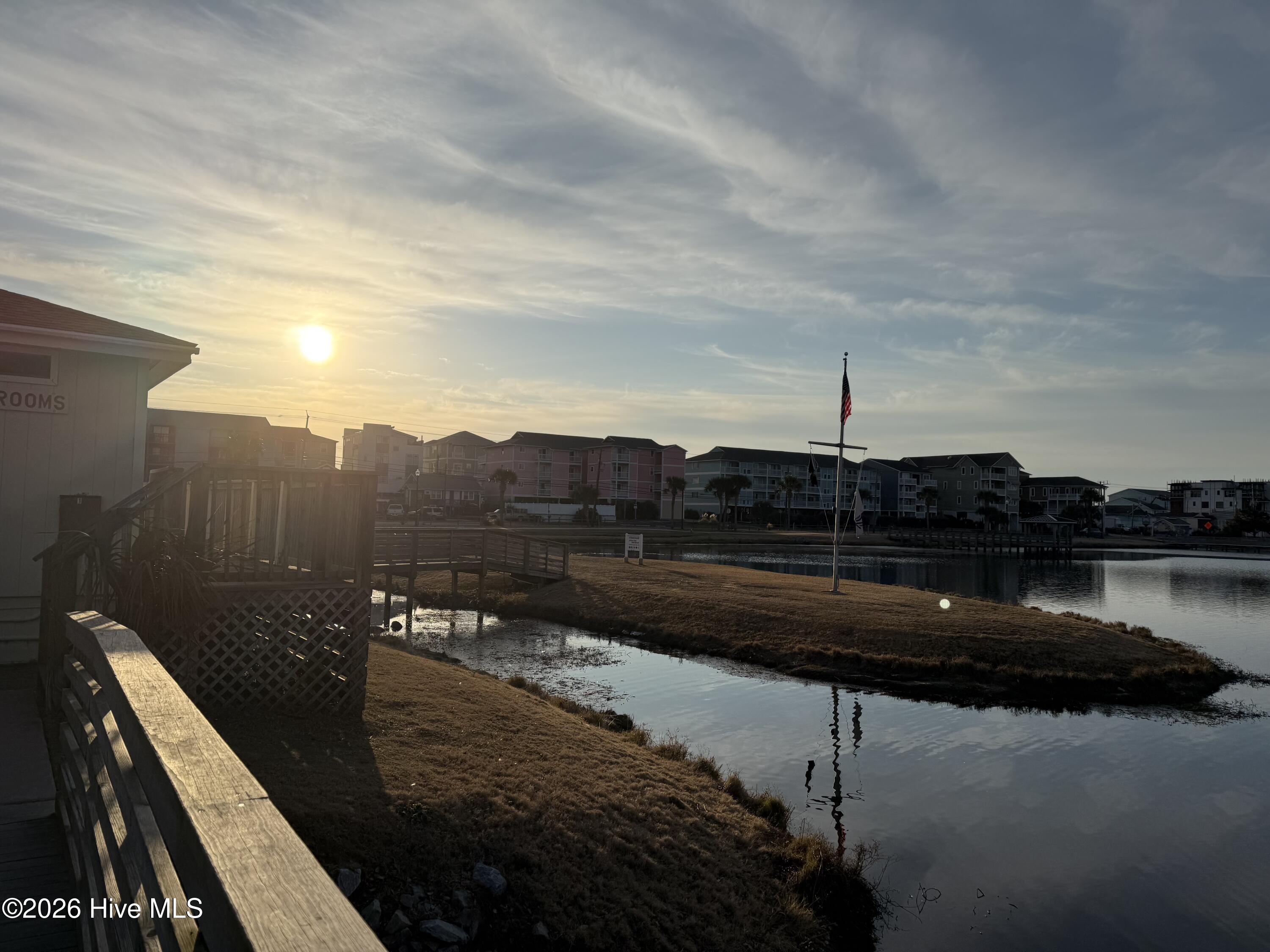 100552115 | Photo 48