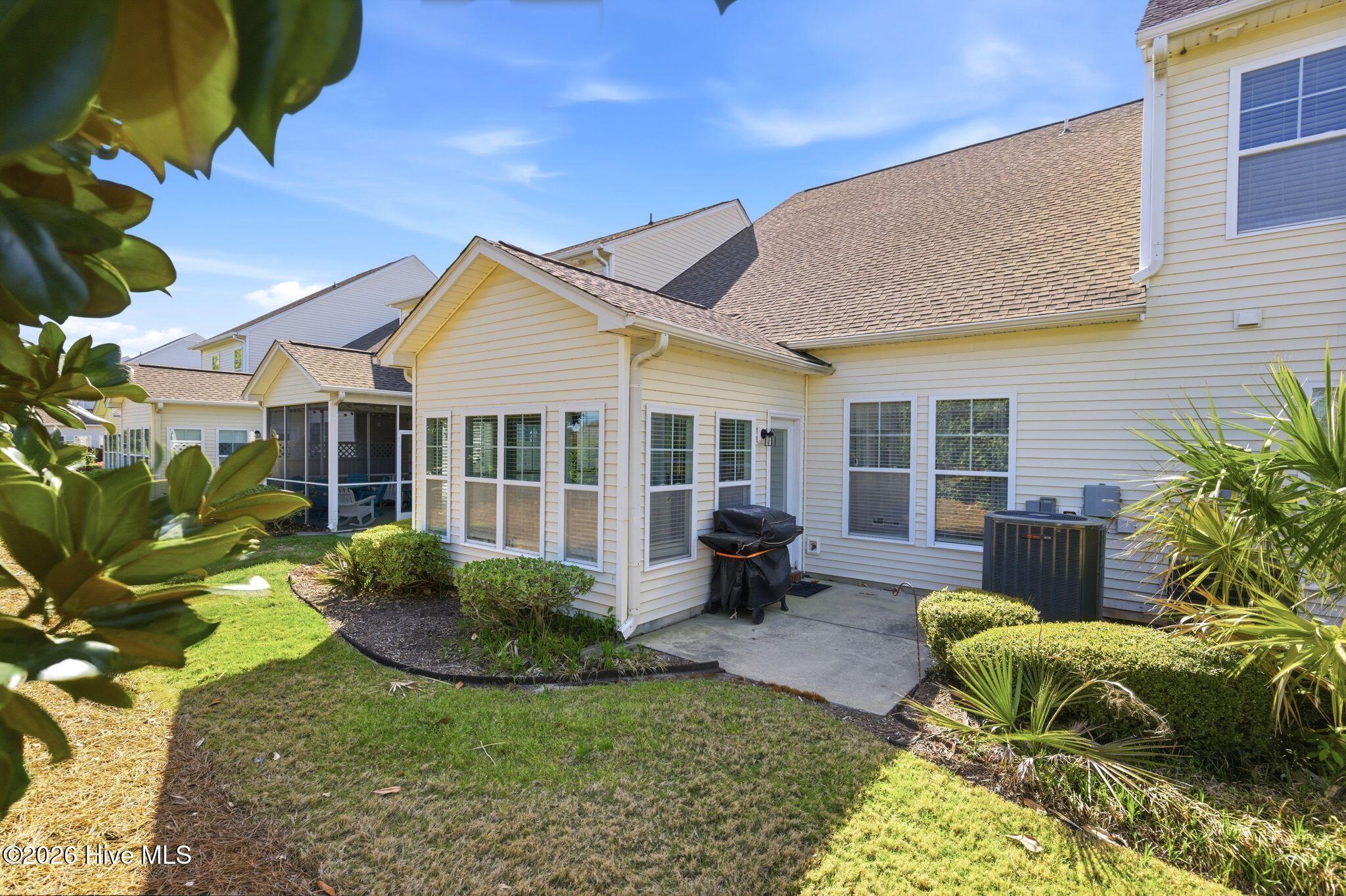 100564398 | Photo 36