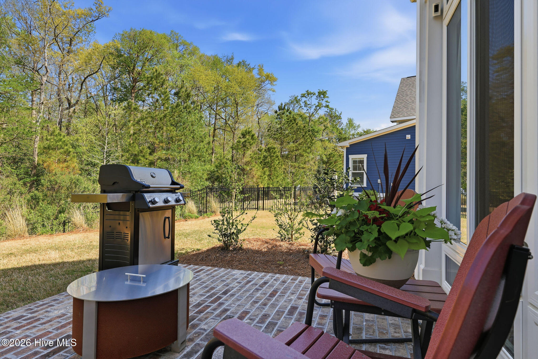 100564757 | Photo 23