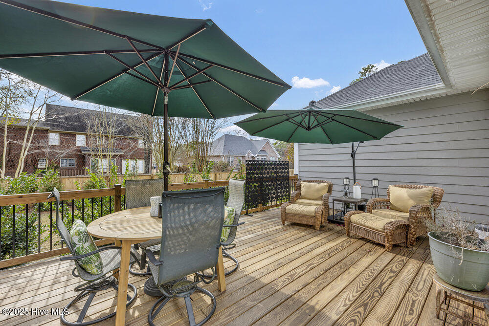 100545962 | Photo 26