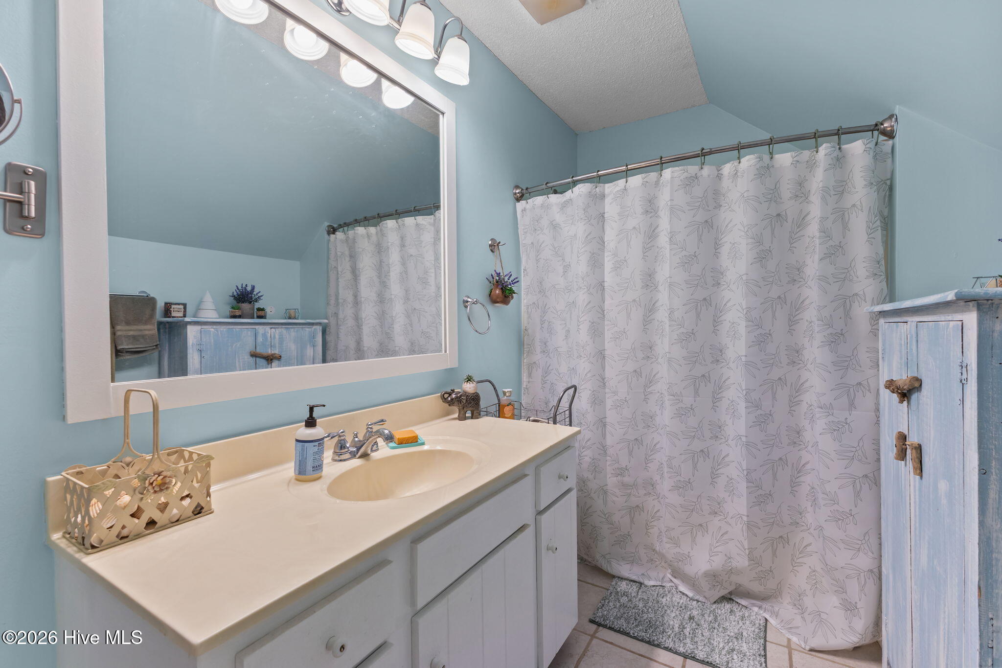741 Comet Drive,Beaufort