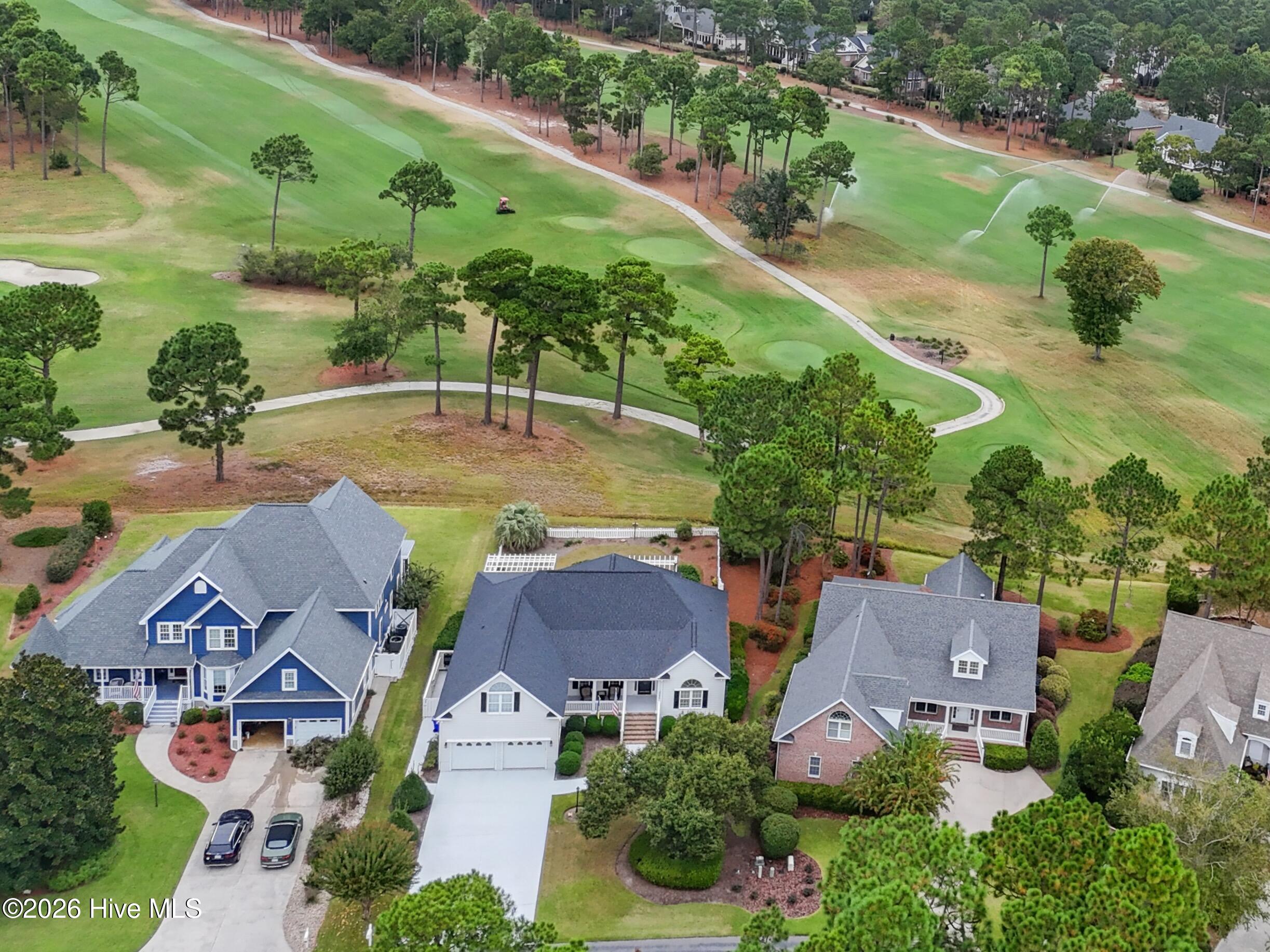 100557471 | Photo 51