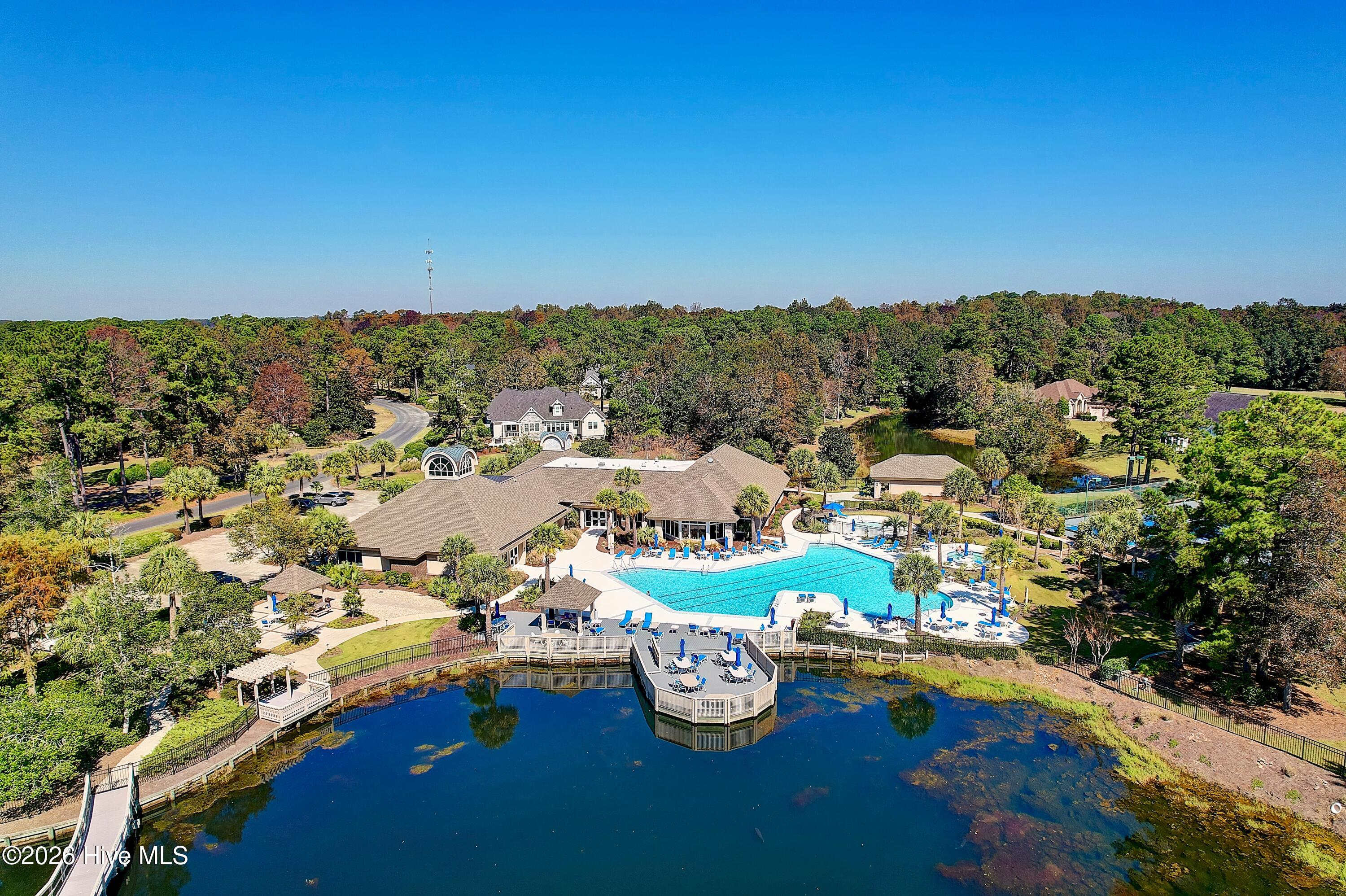 100570041 | Photo 22