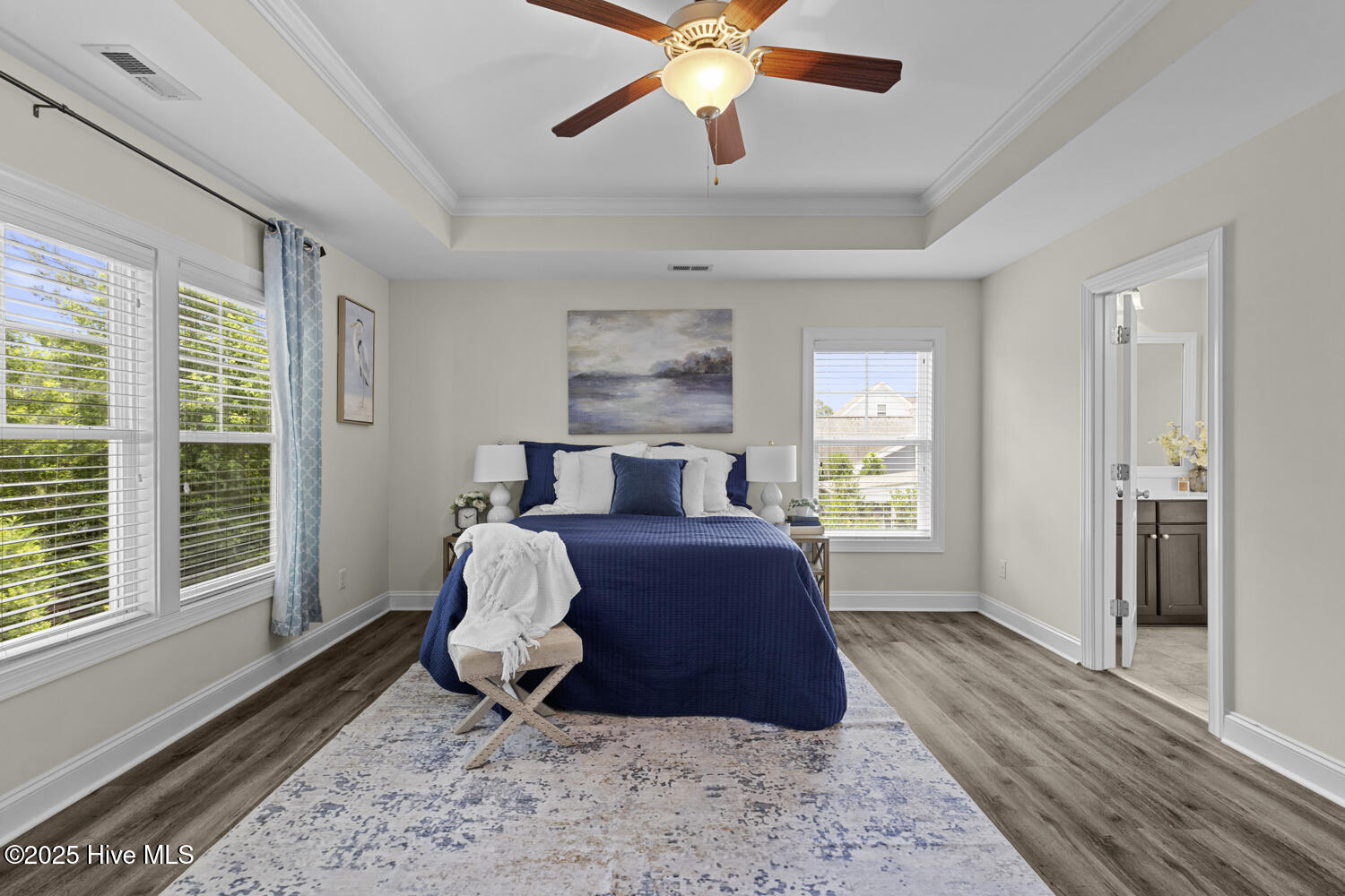 100538409 | Photo 27