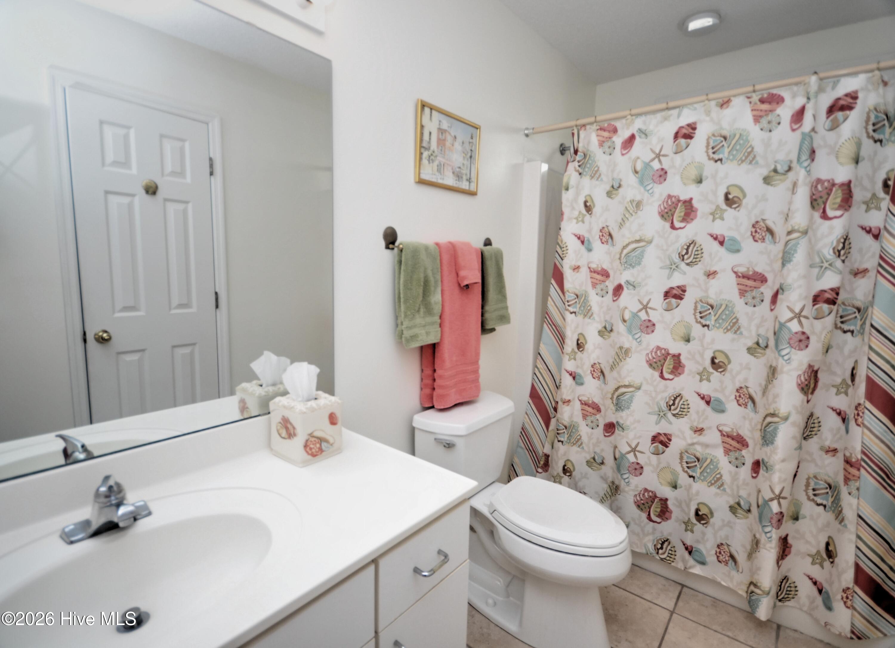 100549802 | Photo 36