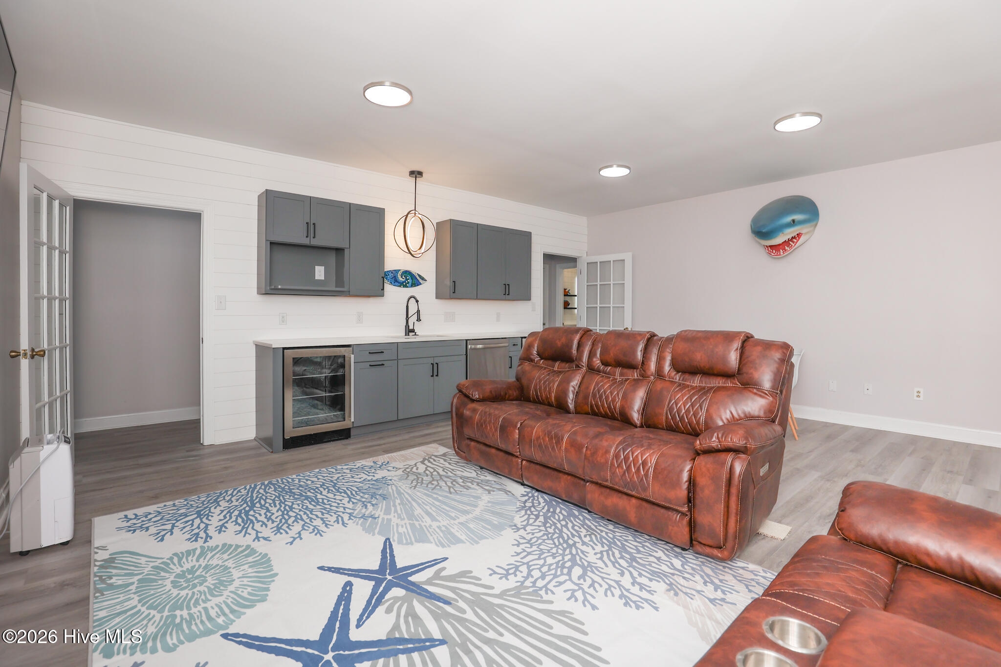 100556044 | Photo 55