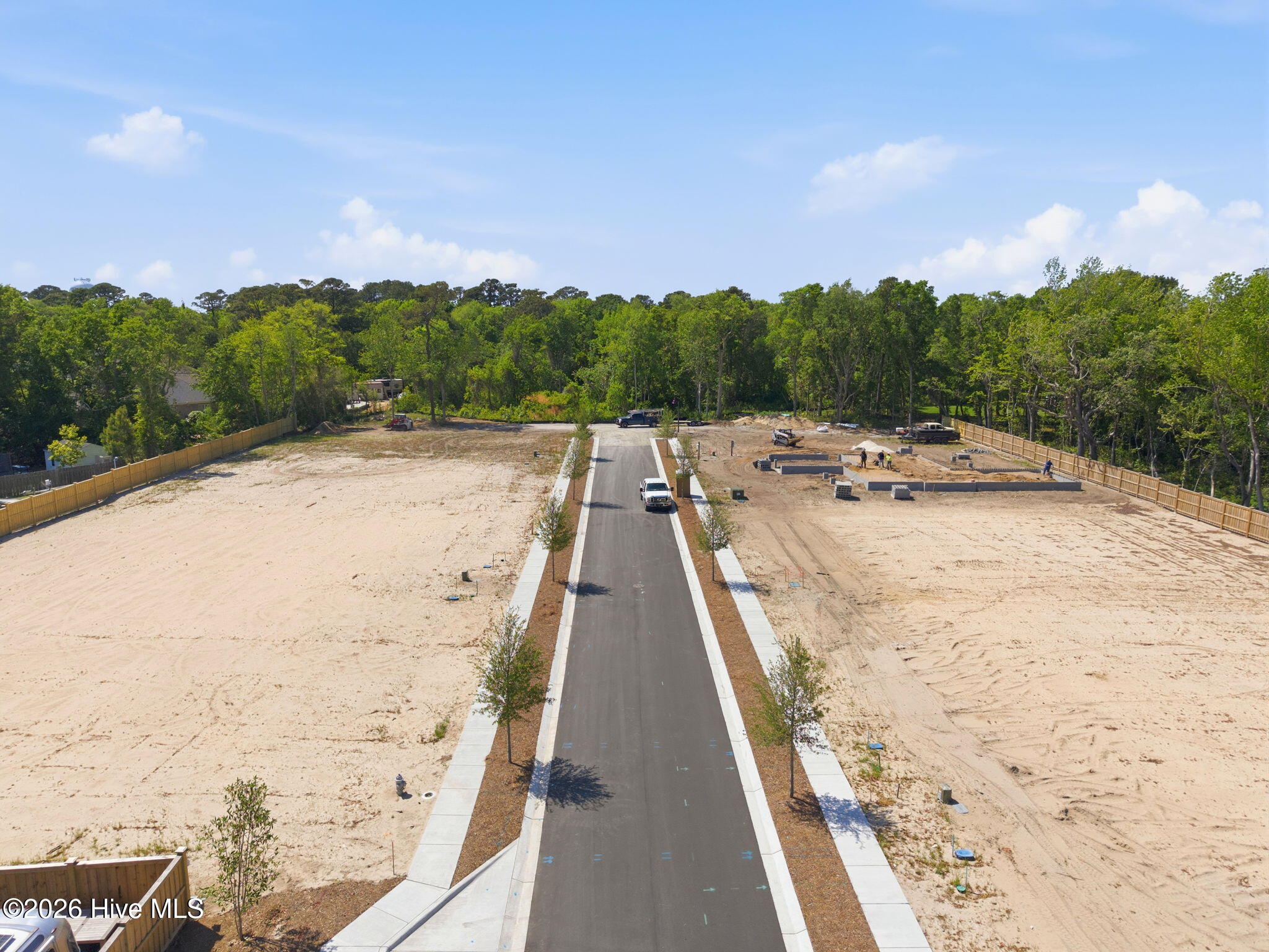 100560750 | Photo 16