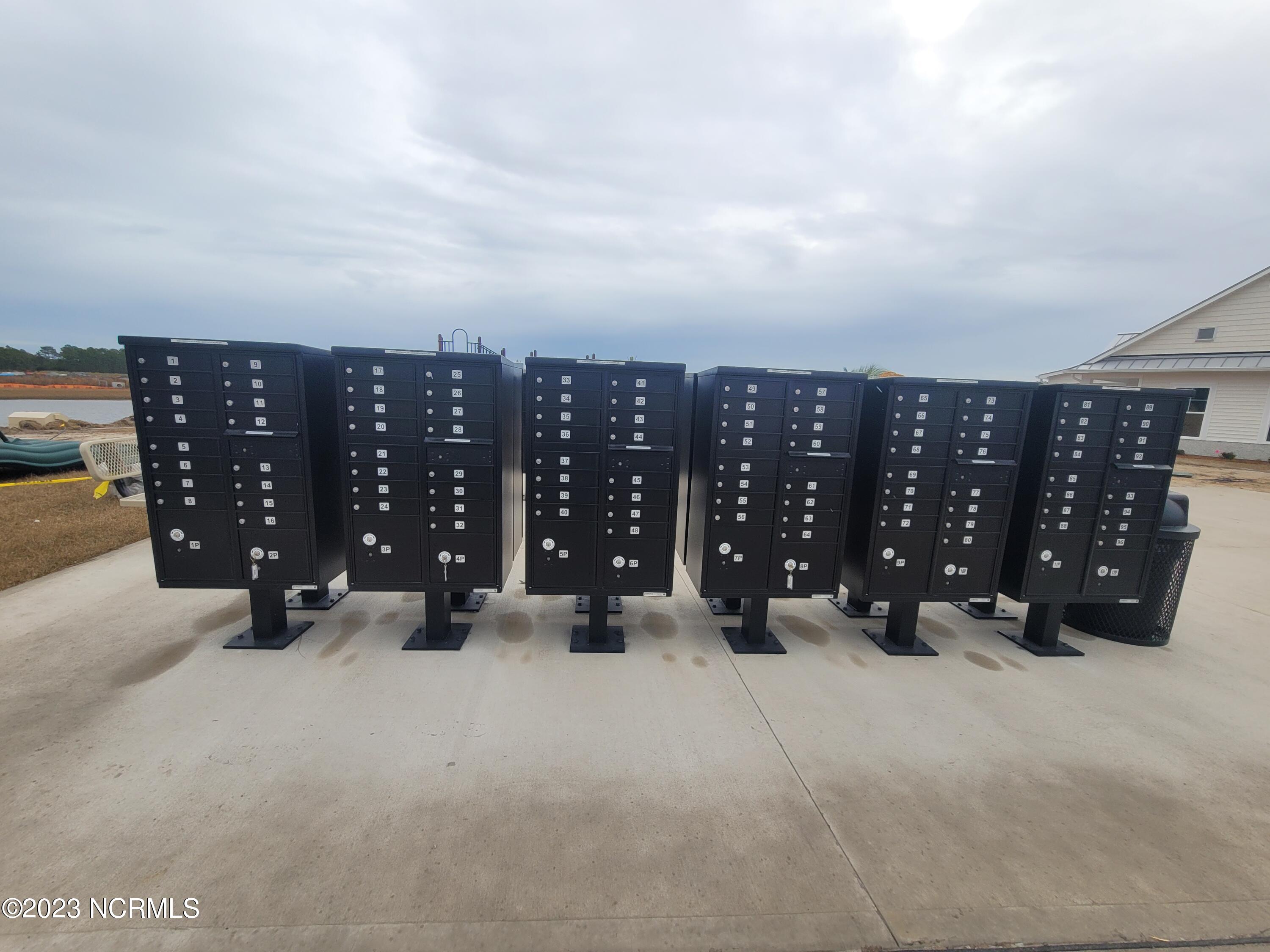 100556788 | Photo 34