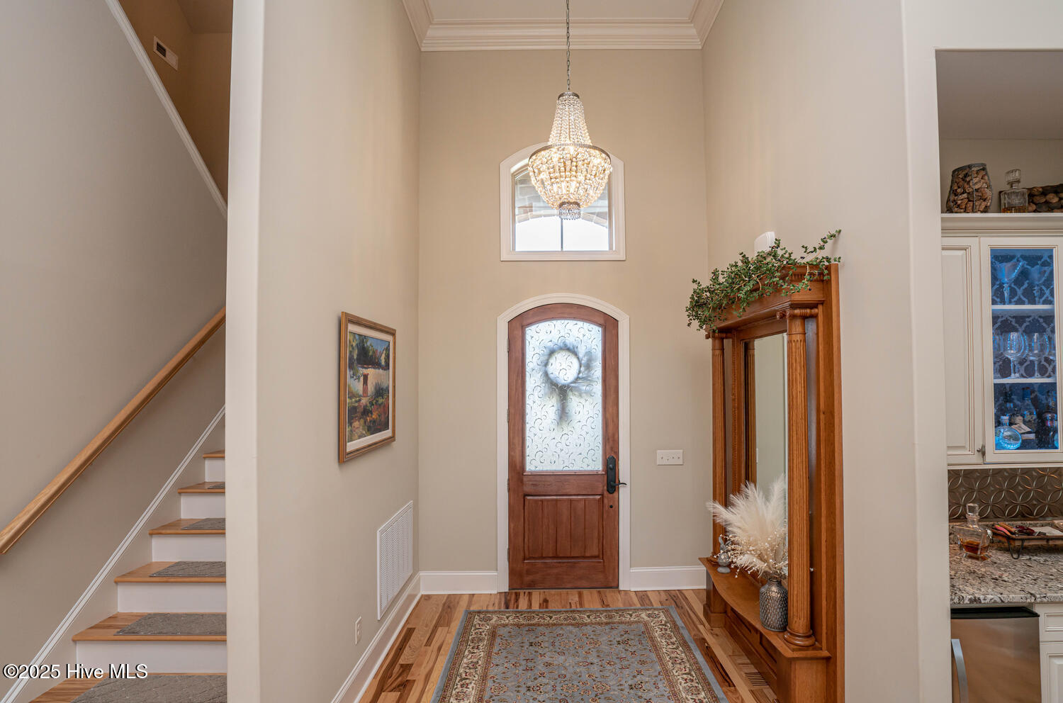 100514685 | Photo 13