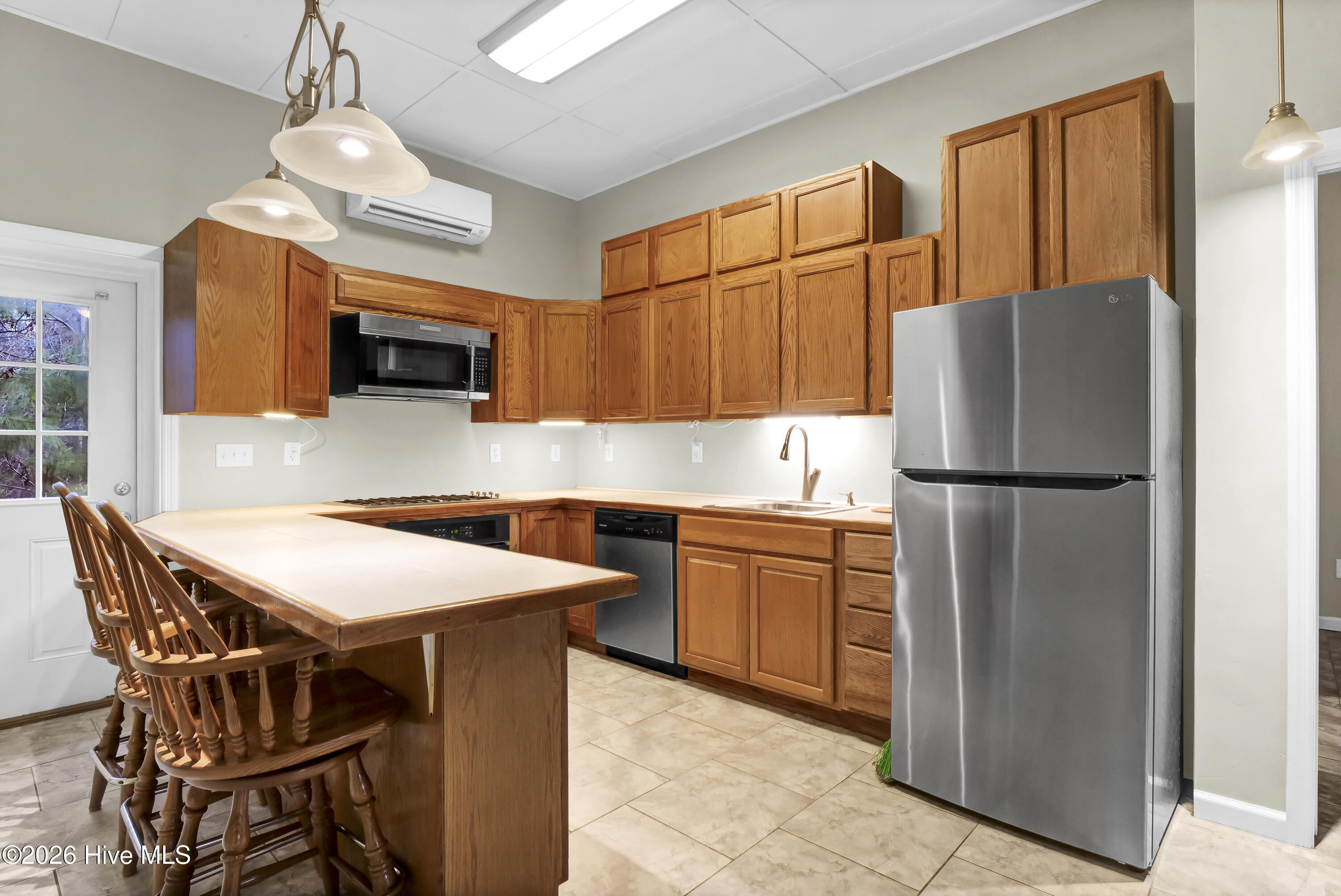 100554422 | Photo 22