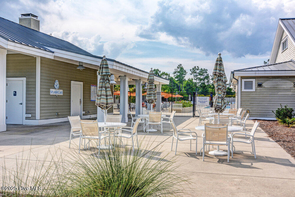 100535537 | Photo 47