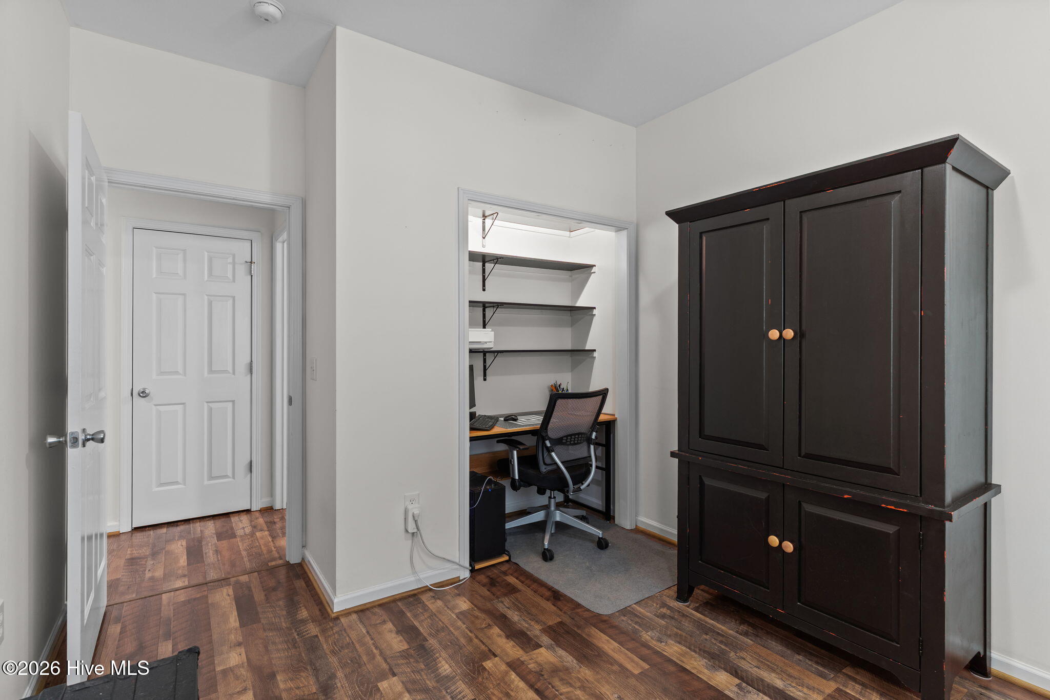 100551893 | Photo 31