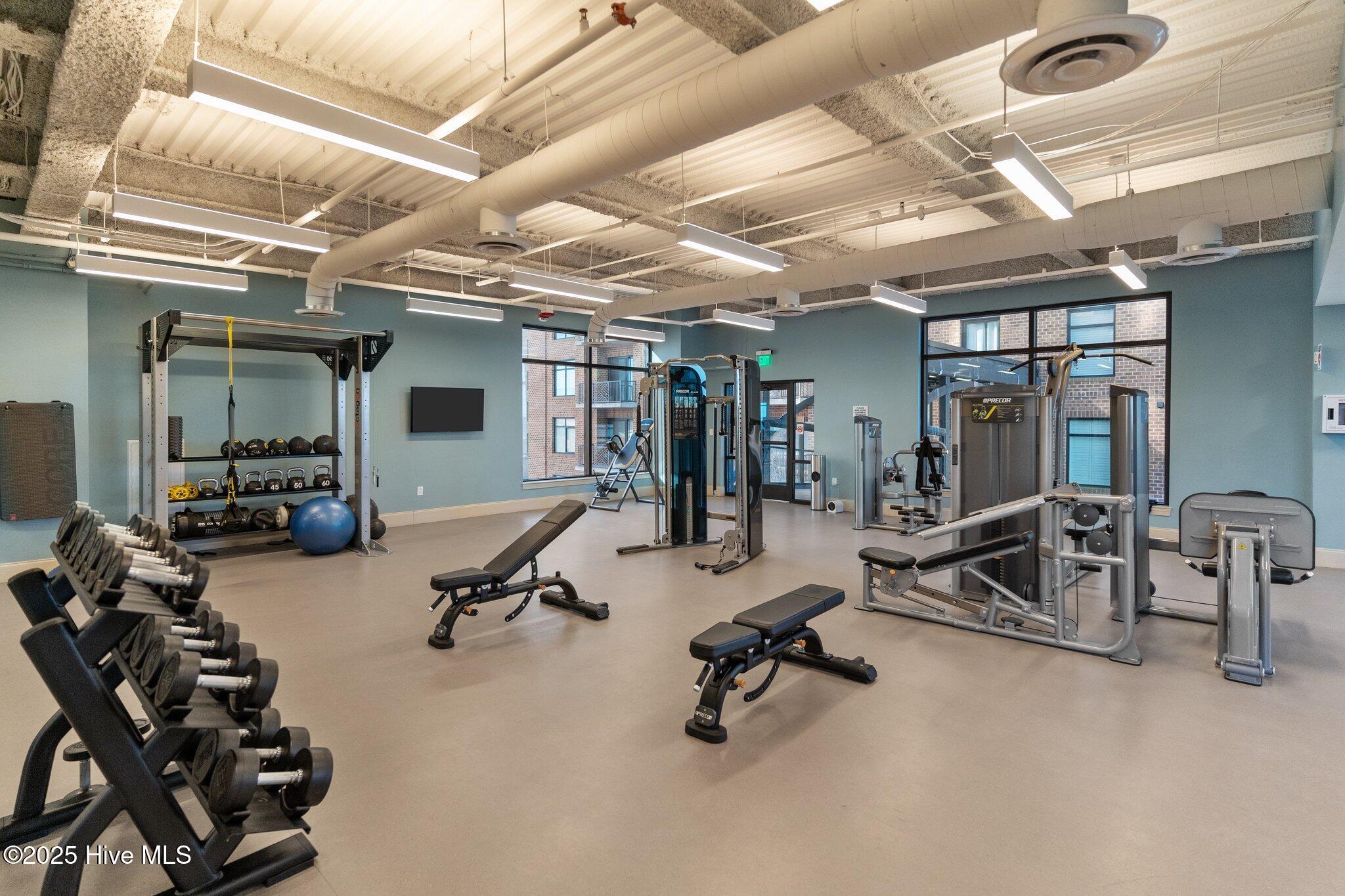 100529175 | Photo 28