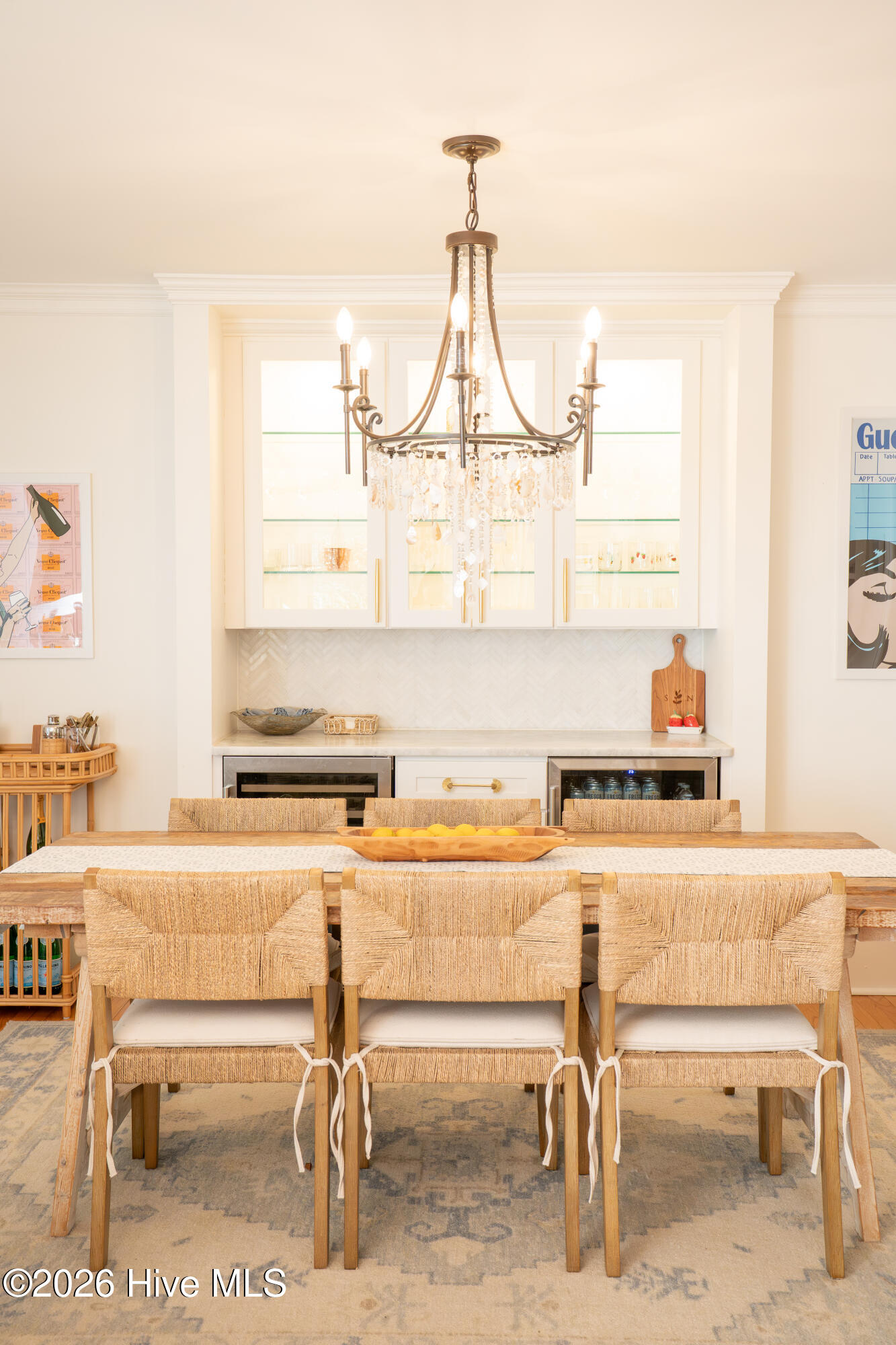 100558476 | Photo 23