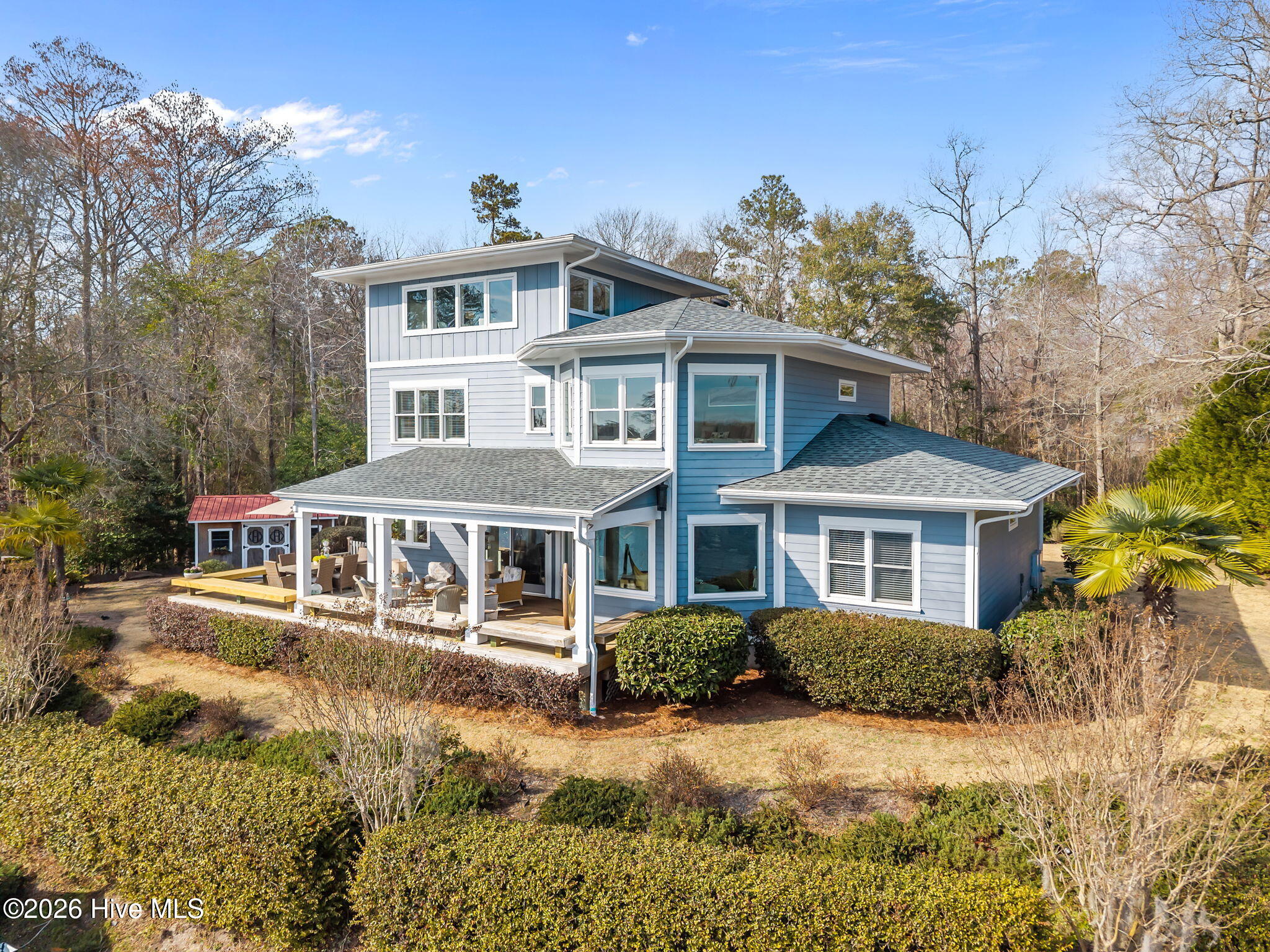 100555800 | Photo 72