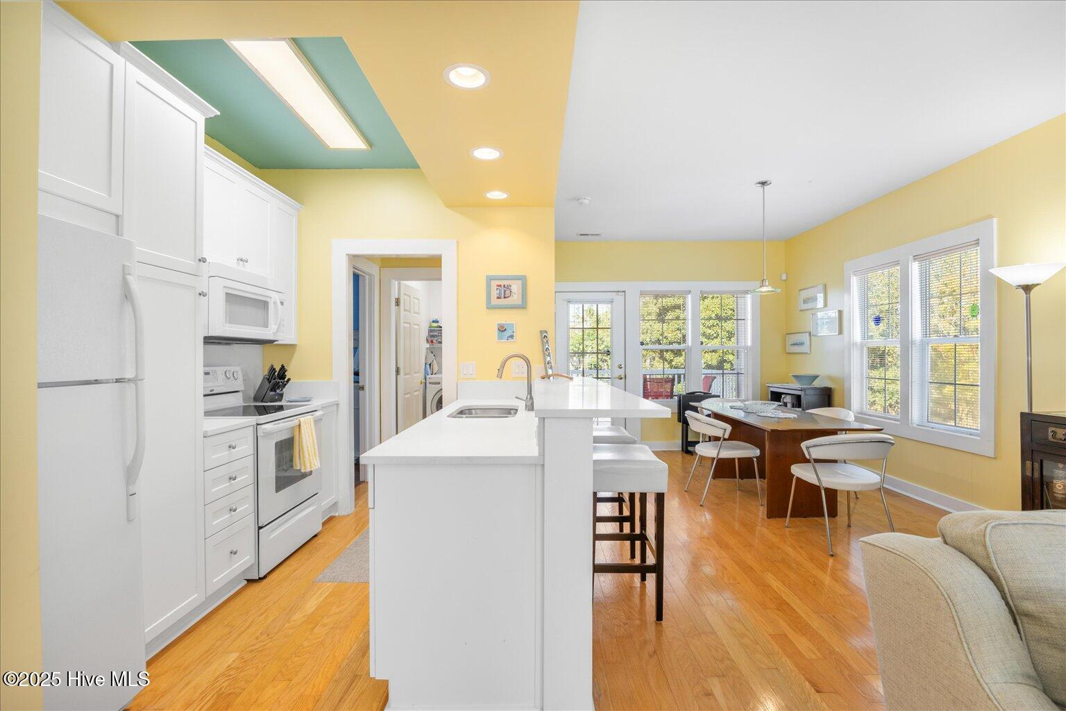 100540779 | Photo 28