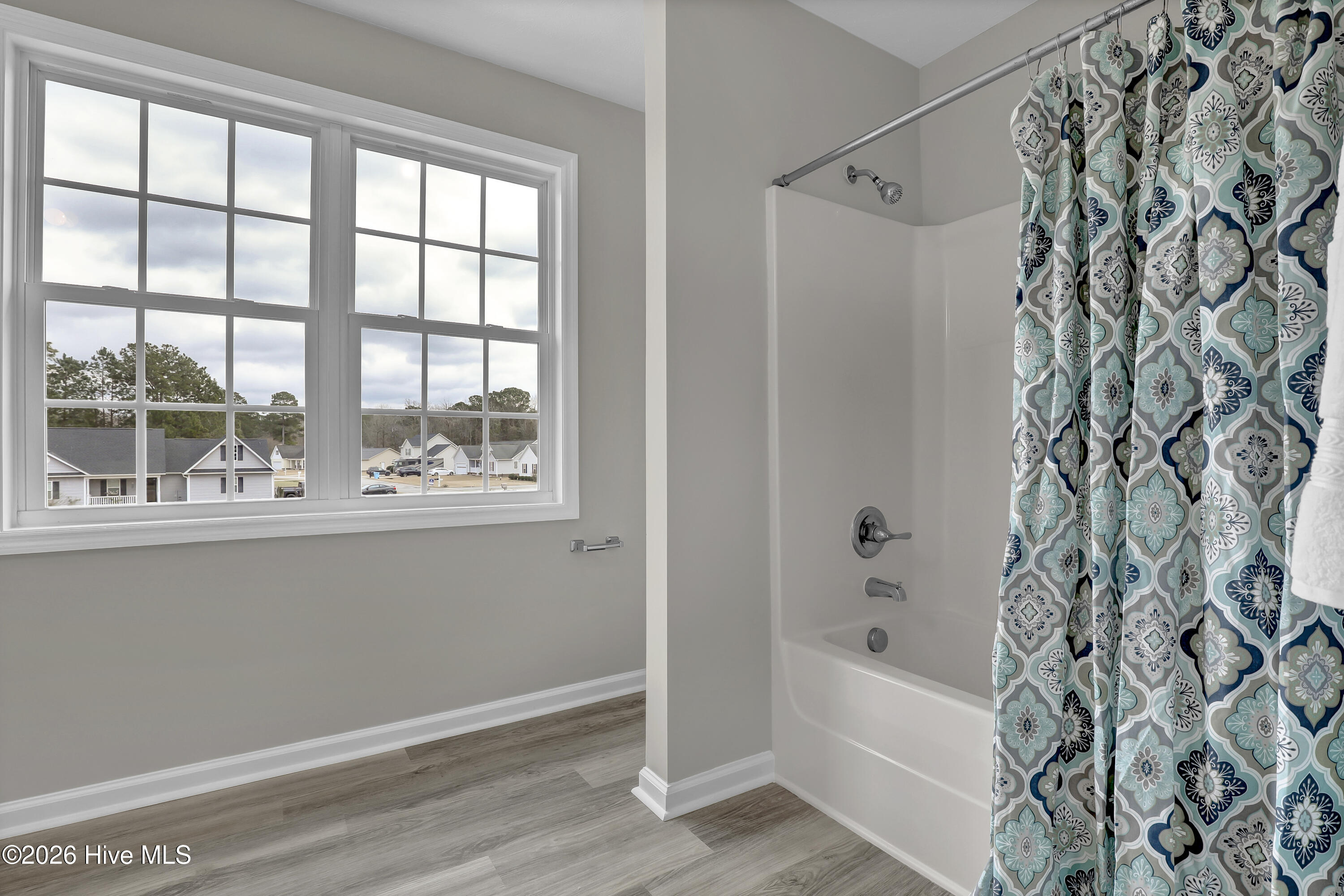 100551911 | Photo 17