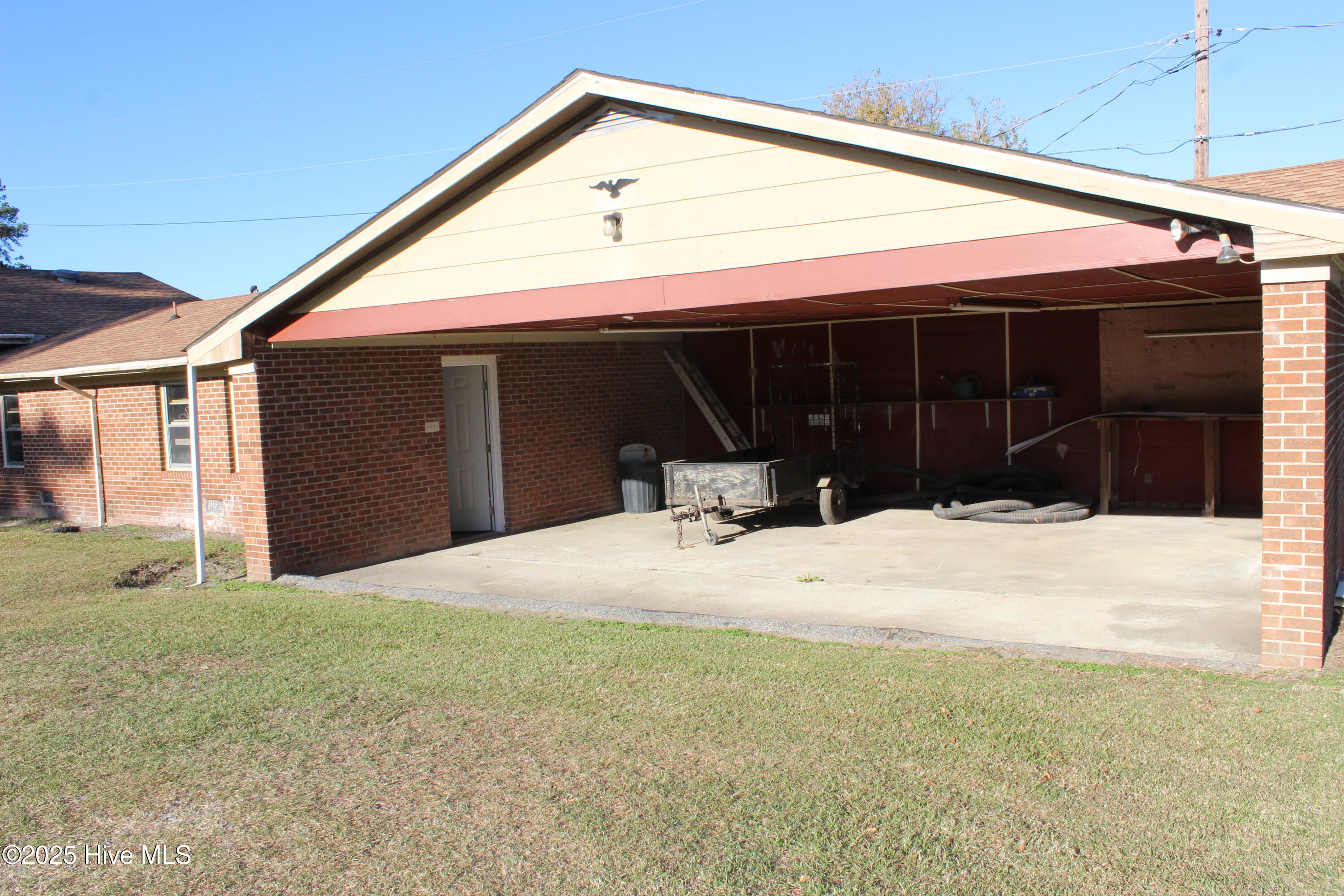 Homes for sale in Plymouth, NC | 2715 Us Hwy 64 W, Plymouth, NC 27962 | MLS# 100536122