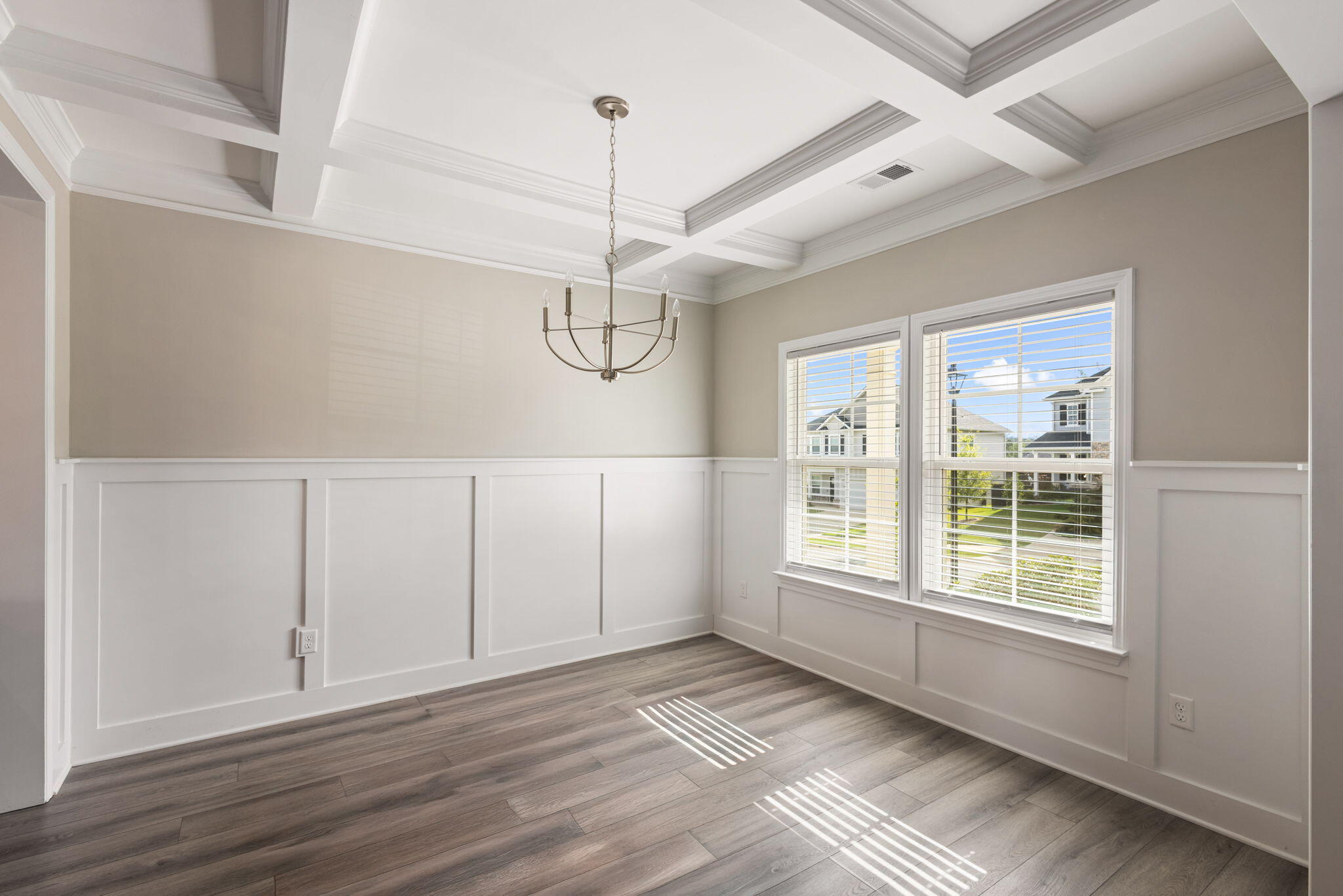 9-web-or-mls-3580 Hilltop Trail-33