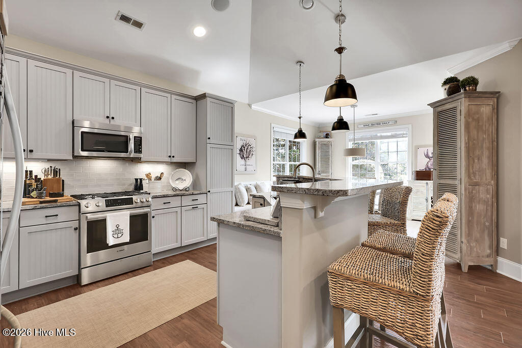 100553520 | Photo 10