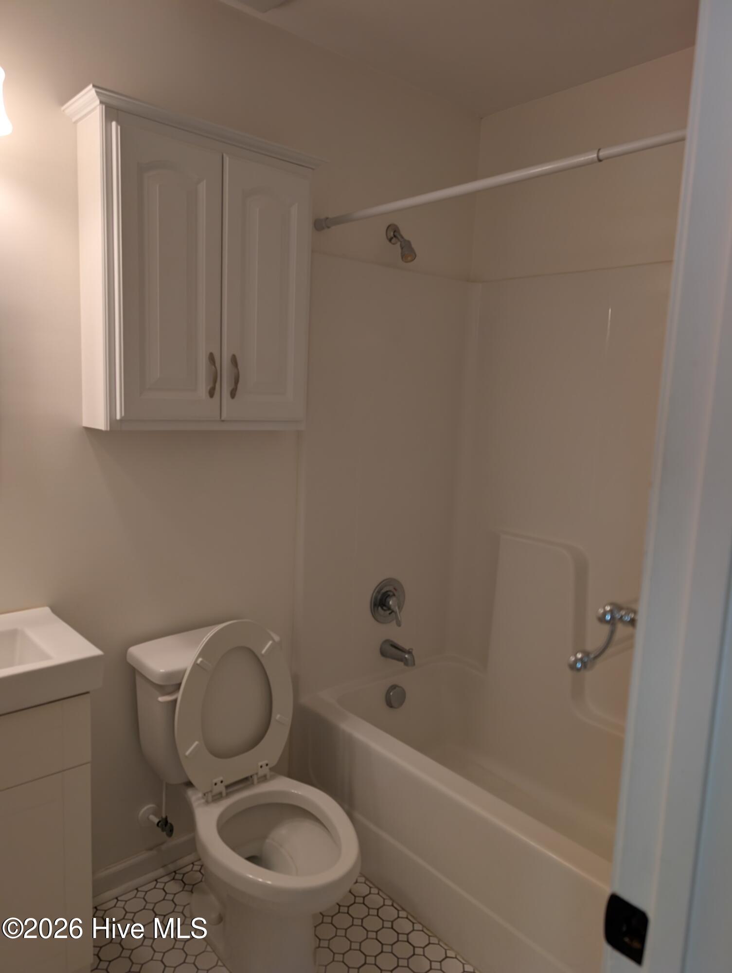 100548942 | Photo 13