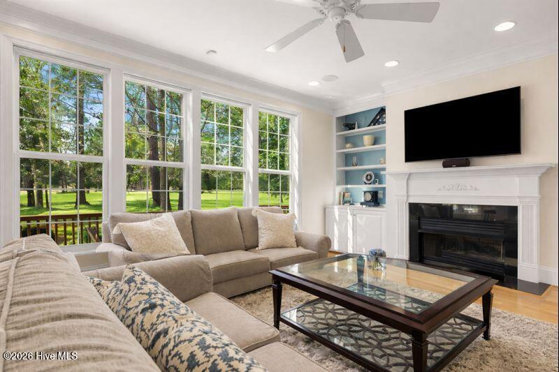 100548095 | Photo 15