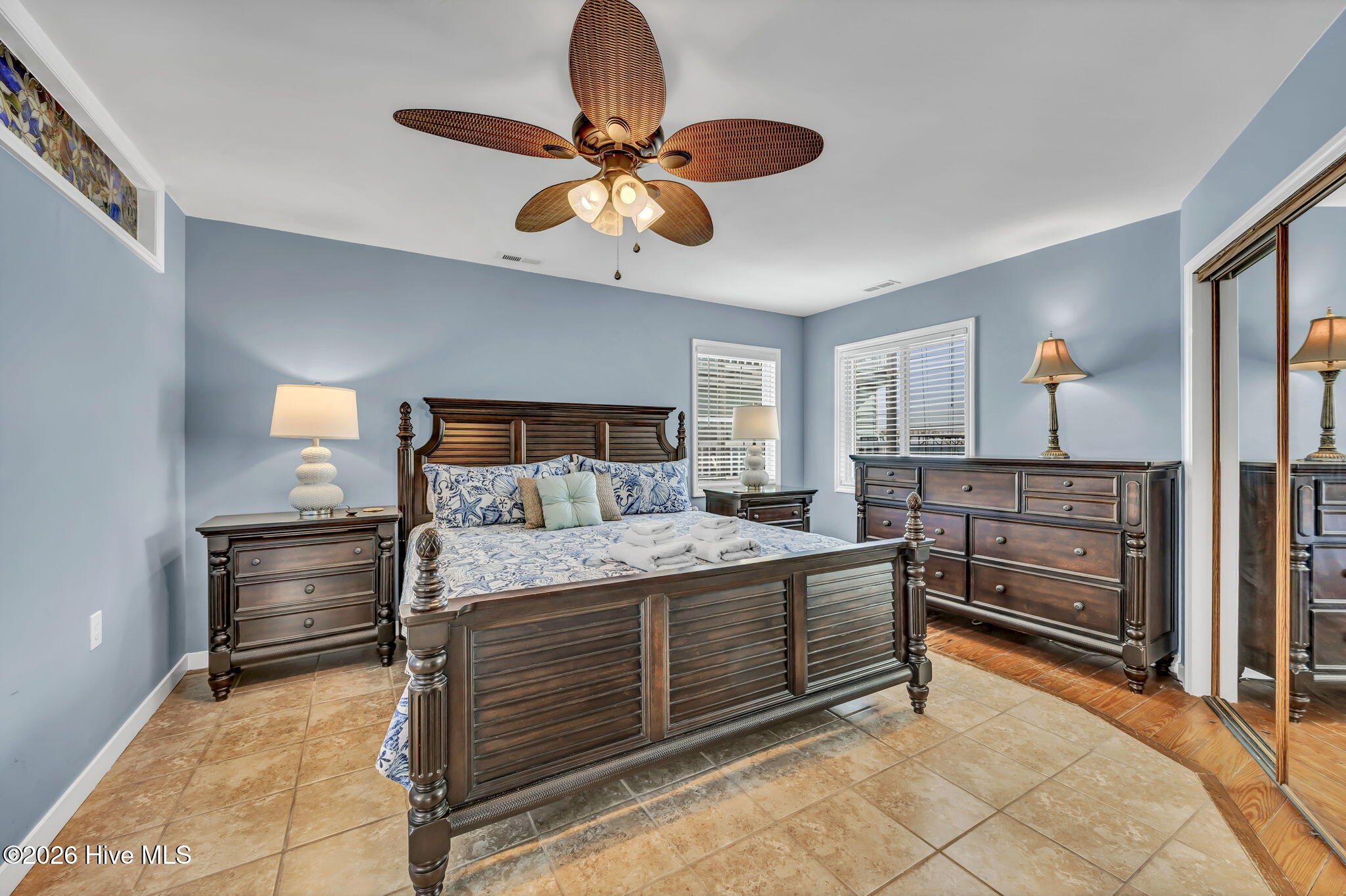 100556468 | Photo 10