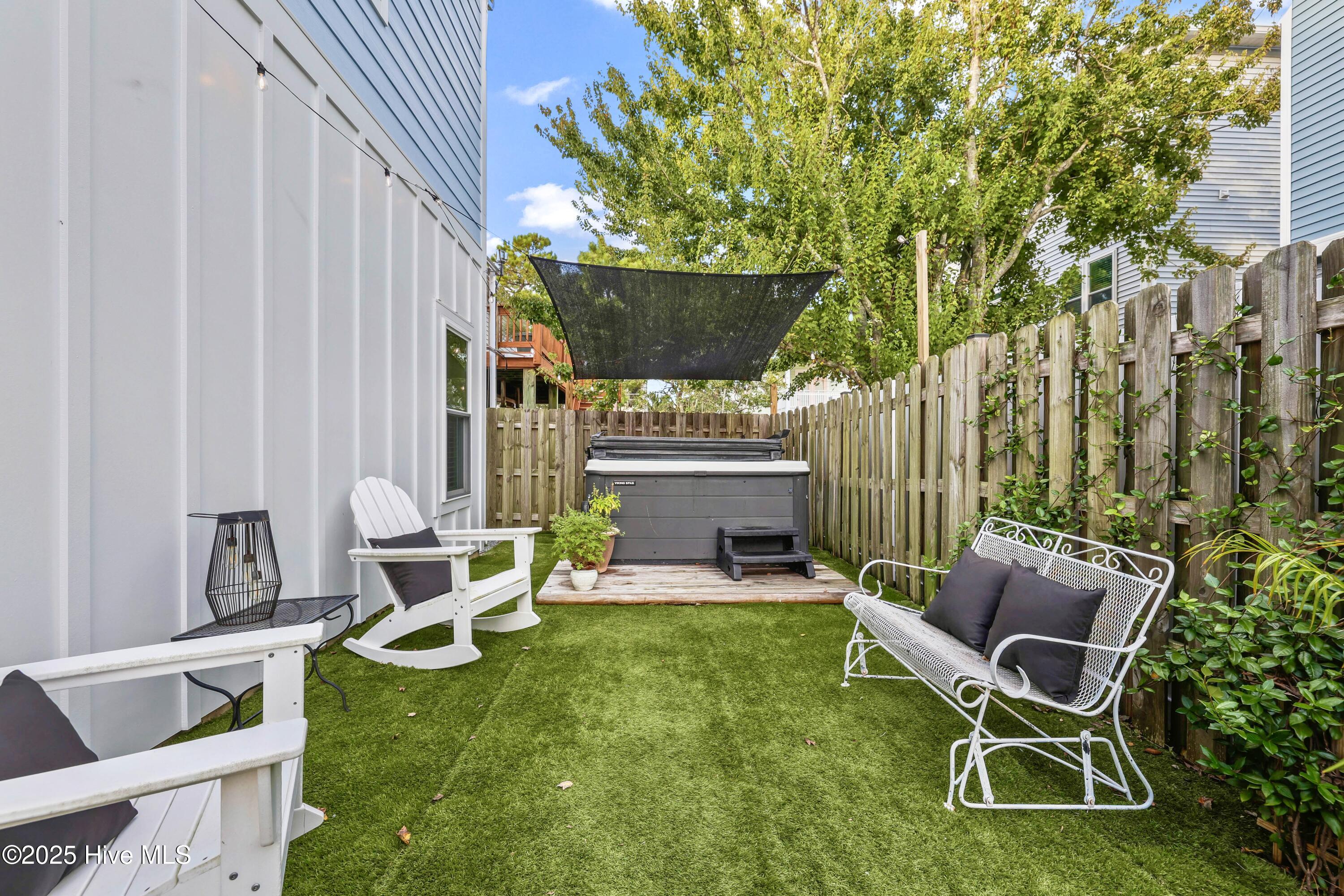 100536378 | Photo 50