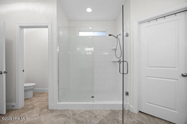 100554590 | Photo 21