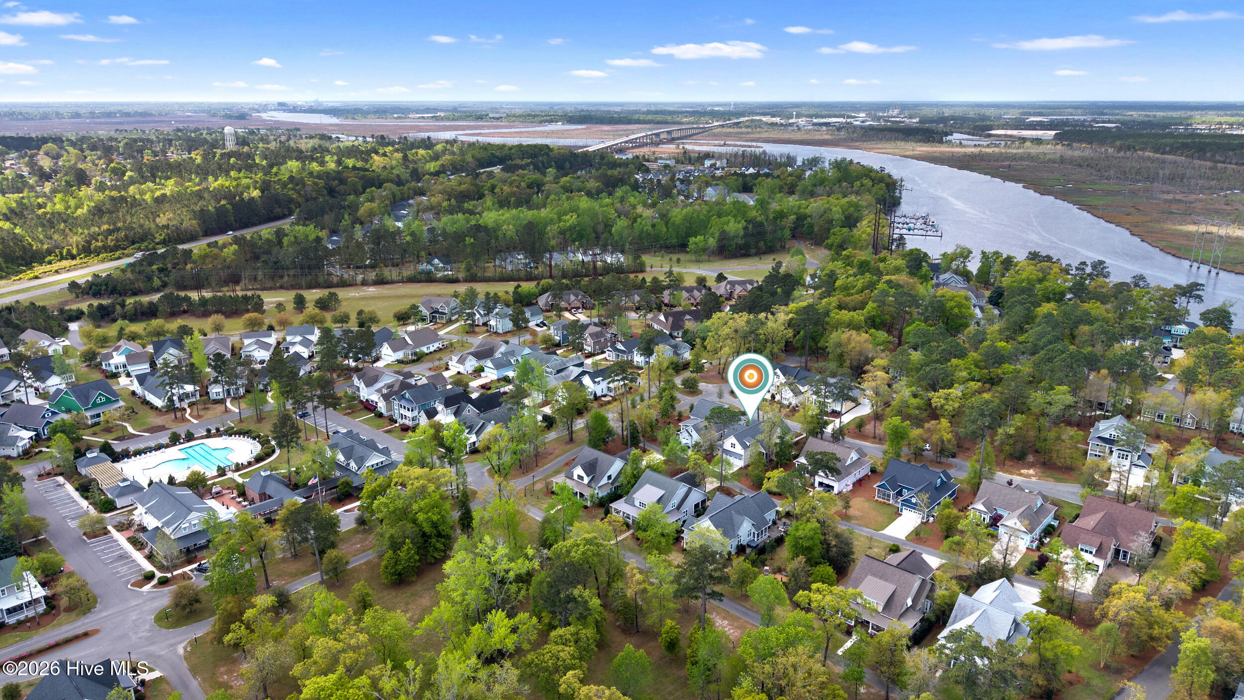 100566937 | Photo 71