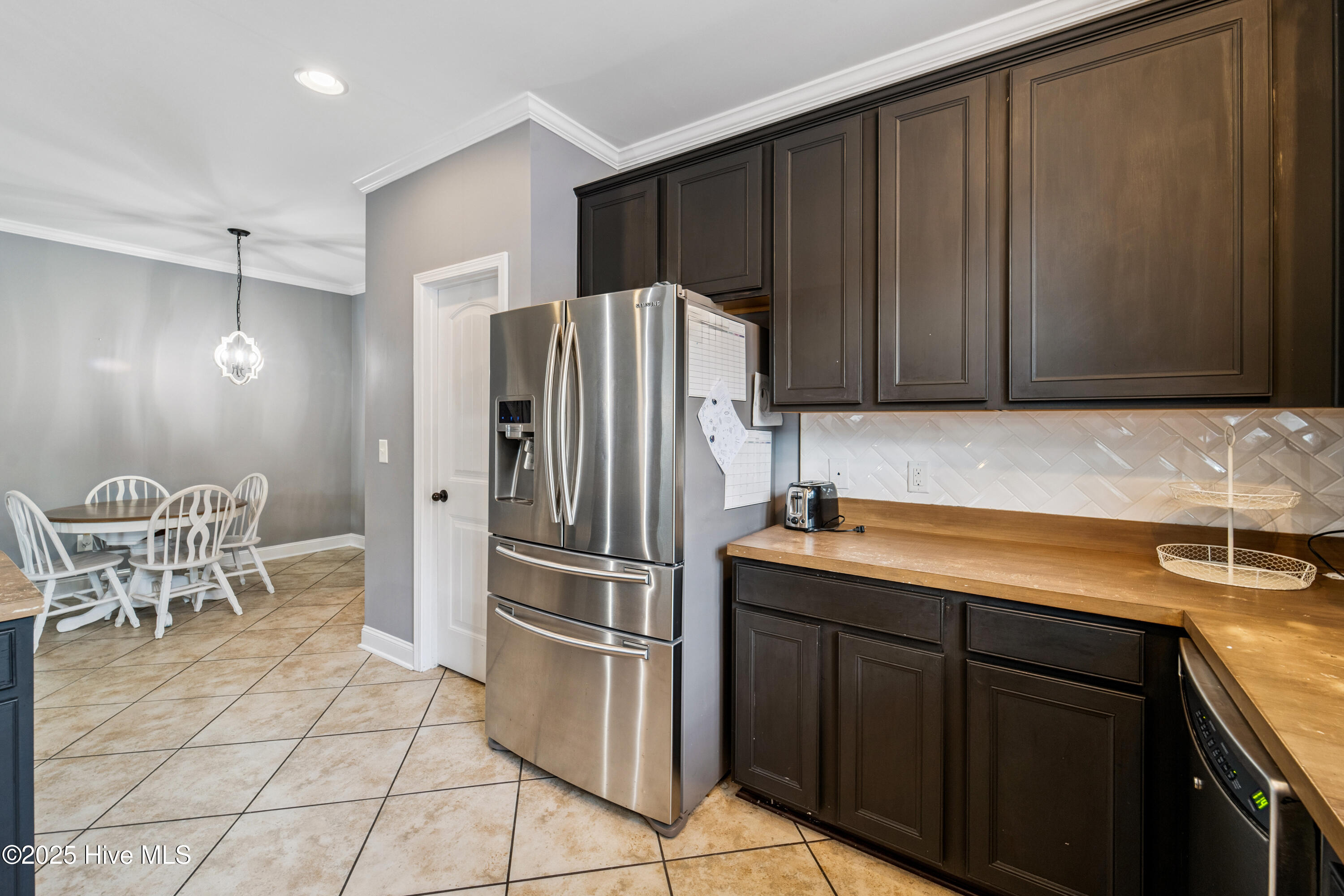 100516932 | Photo 37