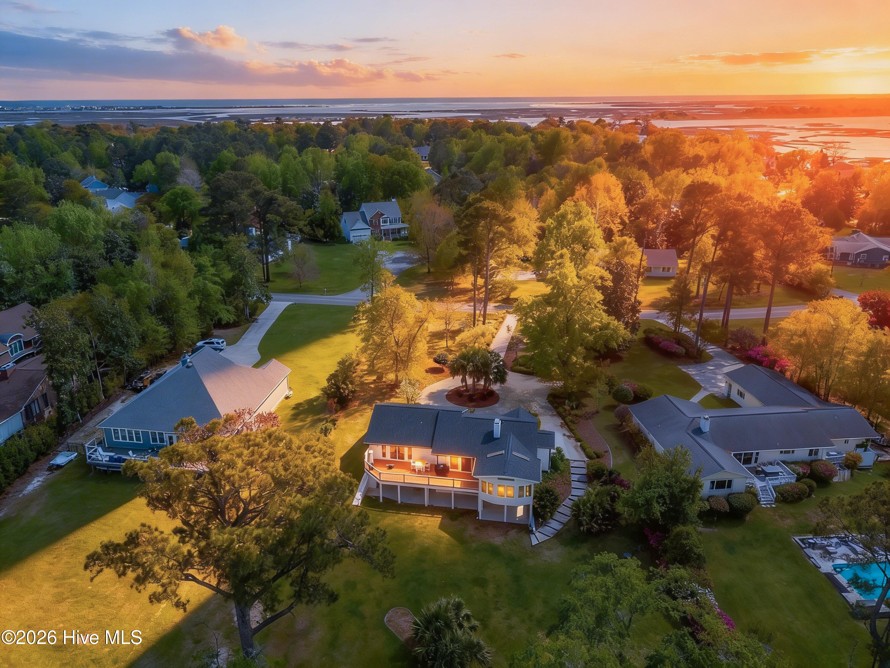 100556349 | Photo 60