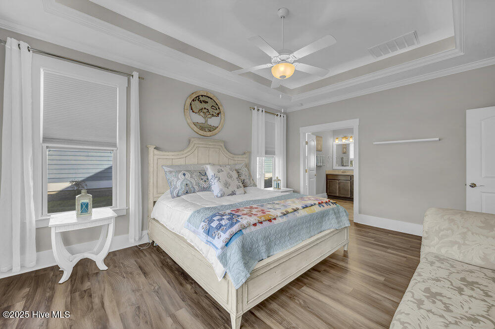 100535537 | Photo 18