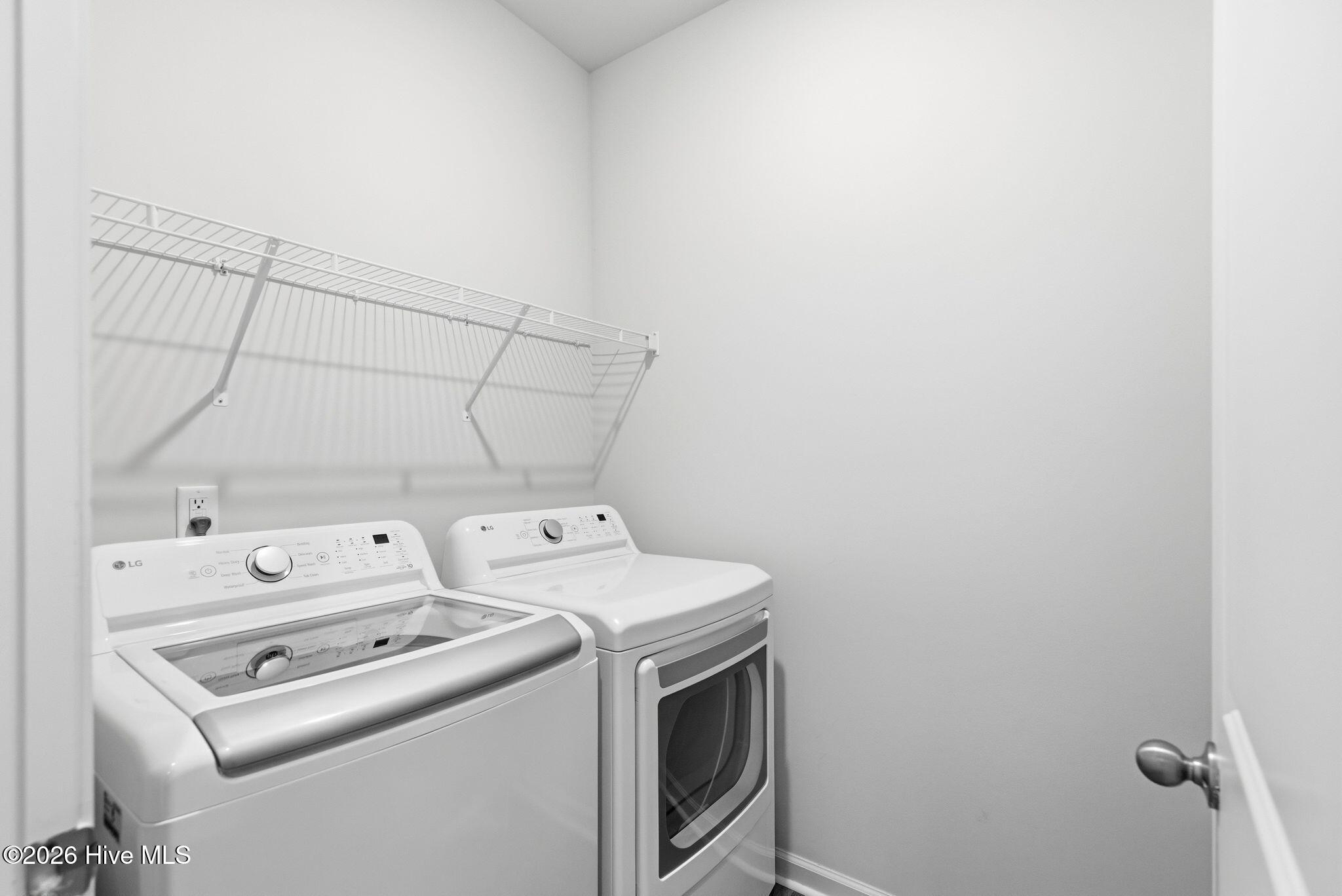 100556772 | Photo 26