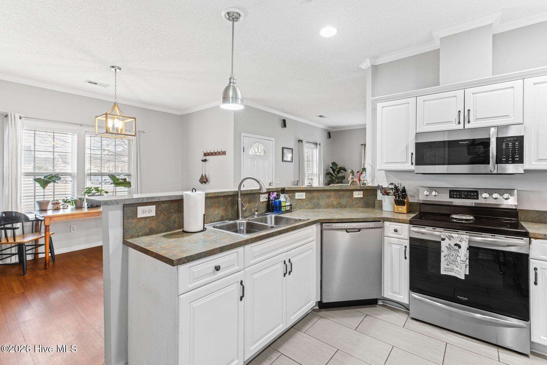 100557024 | Photo 15