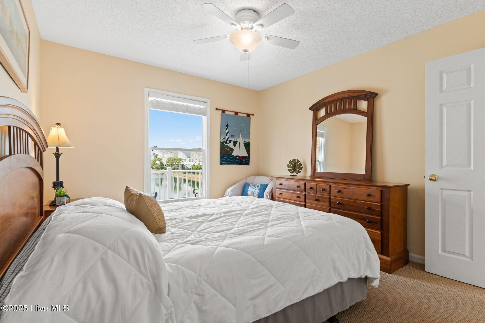 100532728 | Photo 26