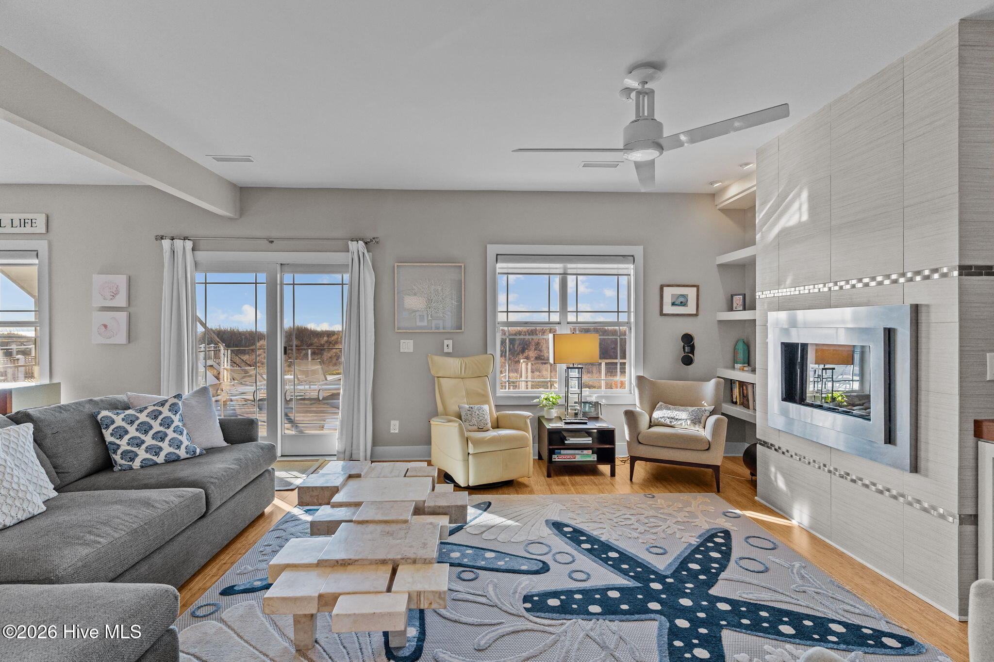 100552258 | Photo 15