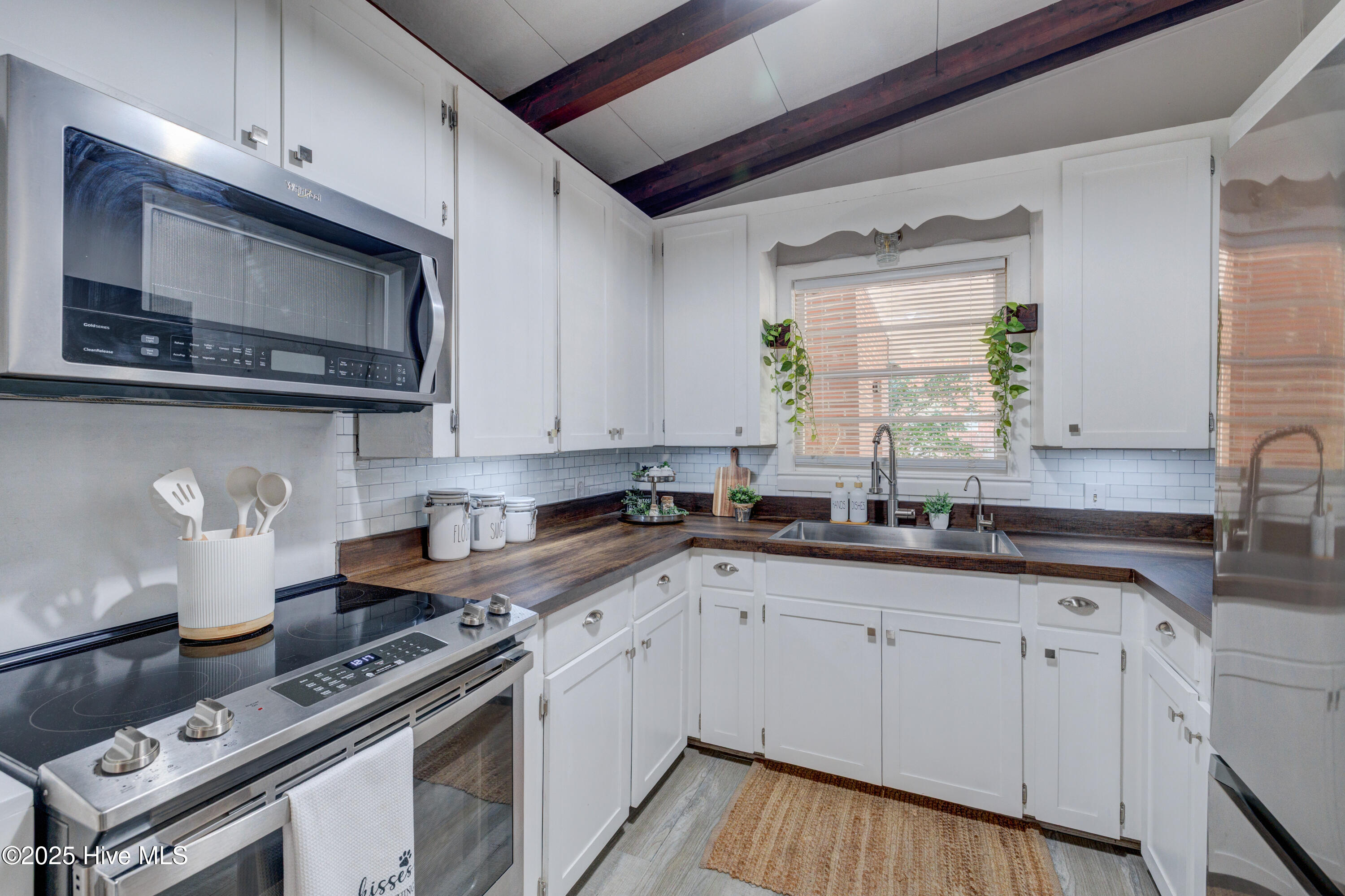 5329 Autumn Drive, Wilmington, NC 28409 – photo 14: 5329AutumnDrive-22