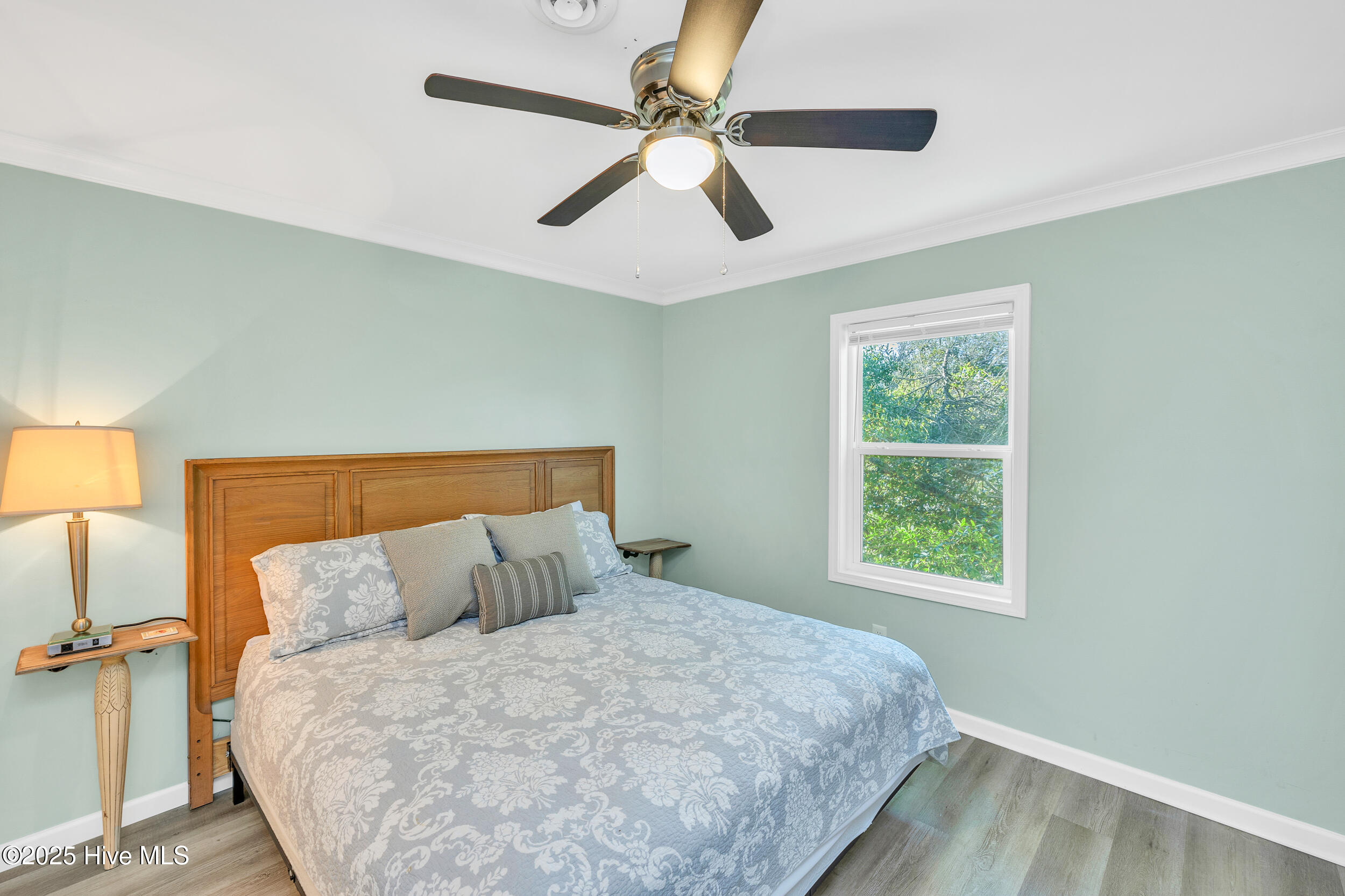 100538740 | Photo 13