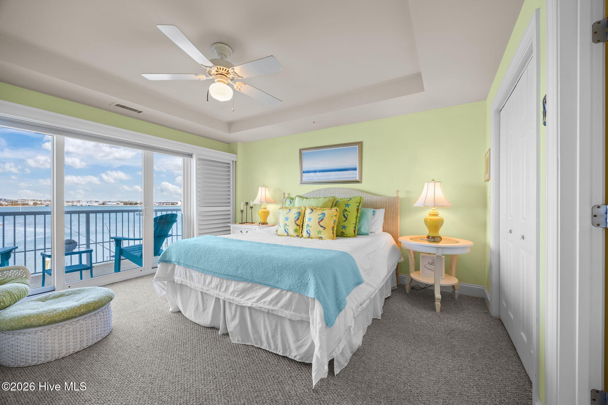 100 Olde Towne Yacht Club 