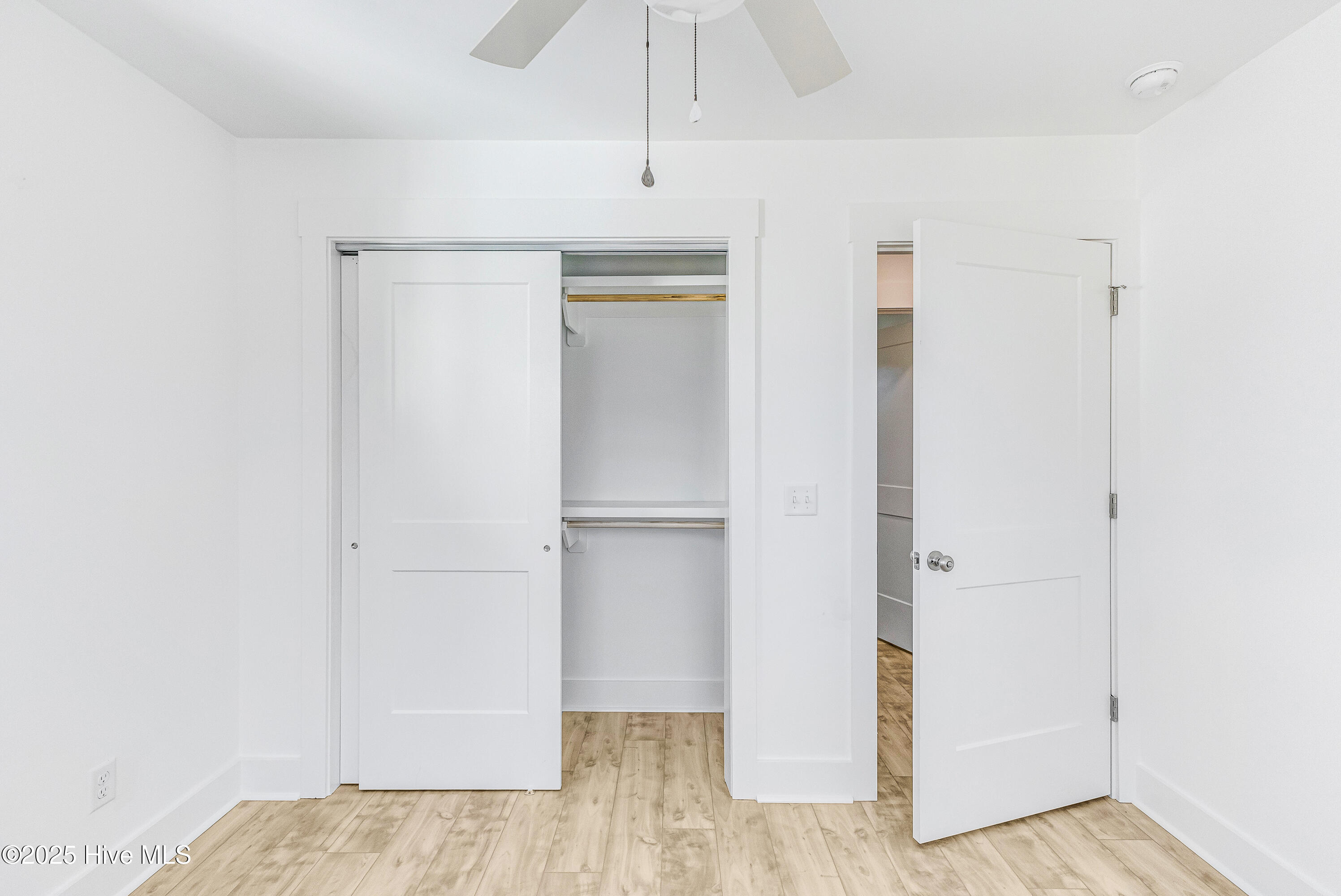 100534543 | Photo 33