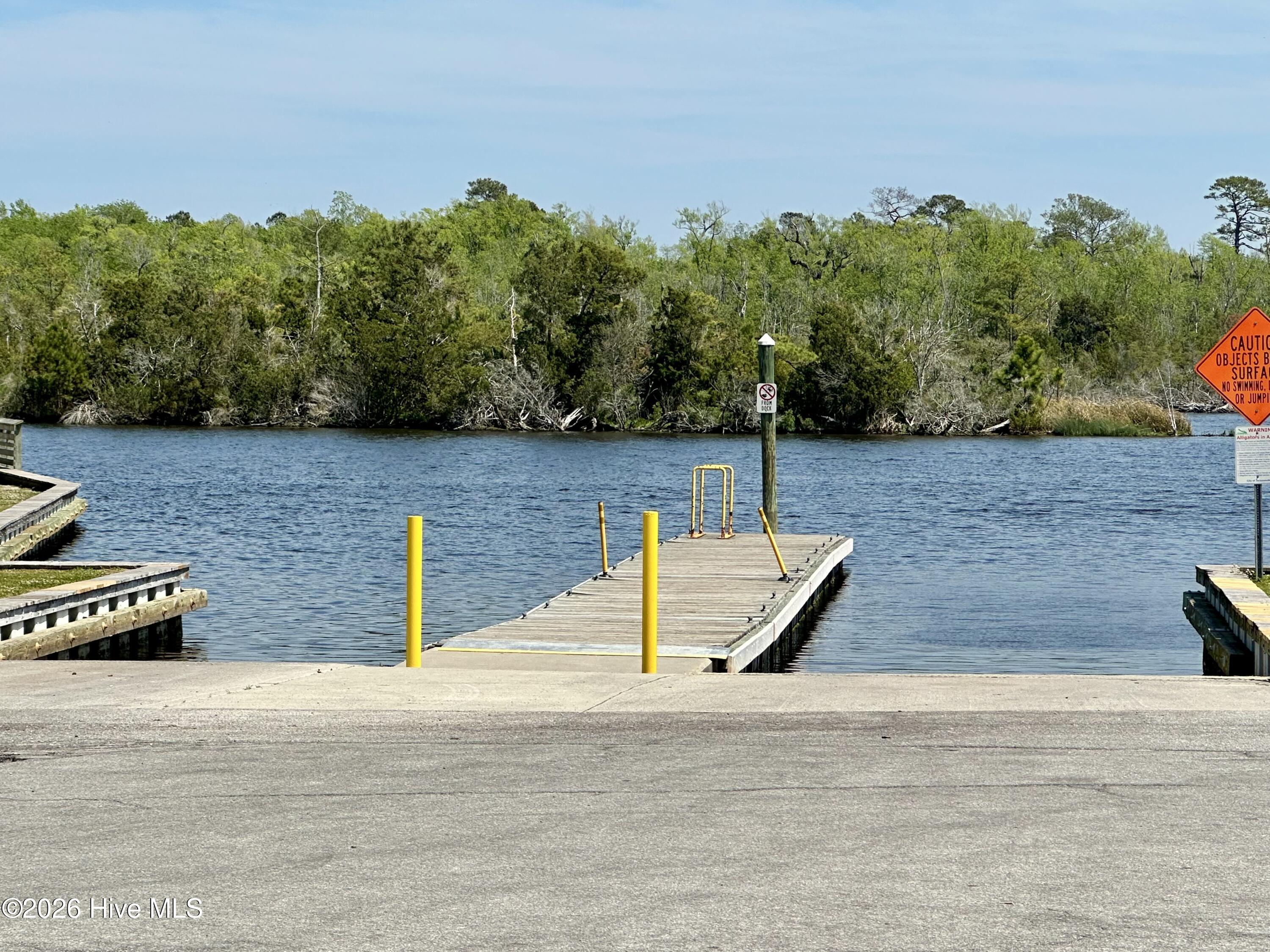 100567713 | Photo 31