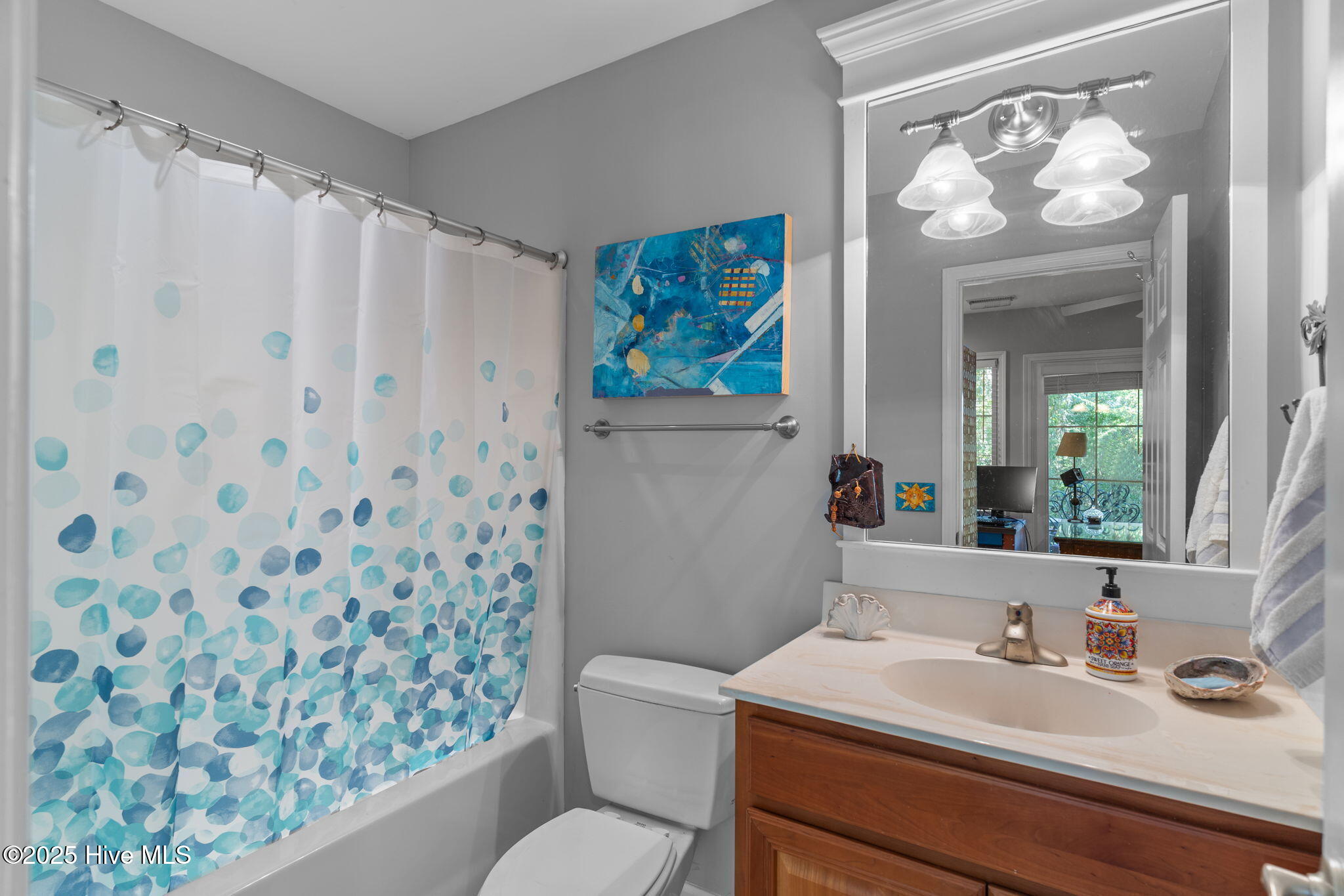 100539989 | Photo 42